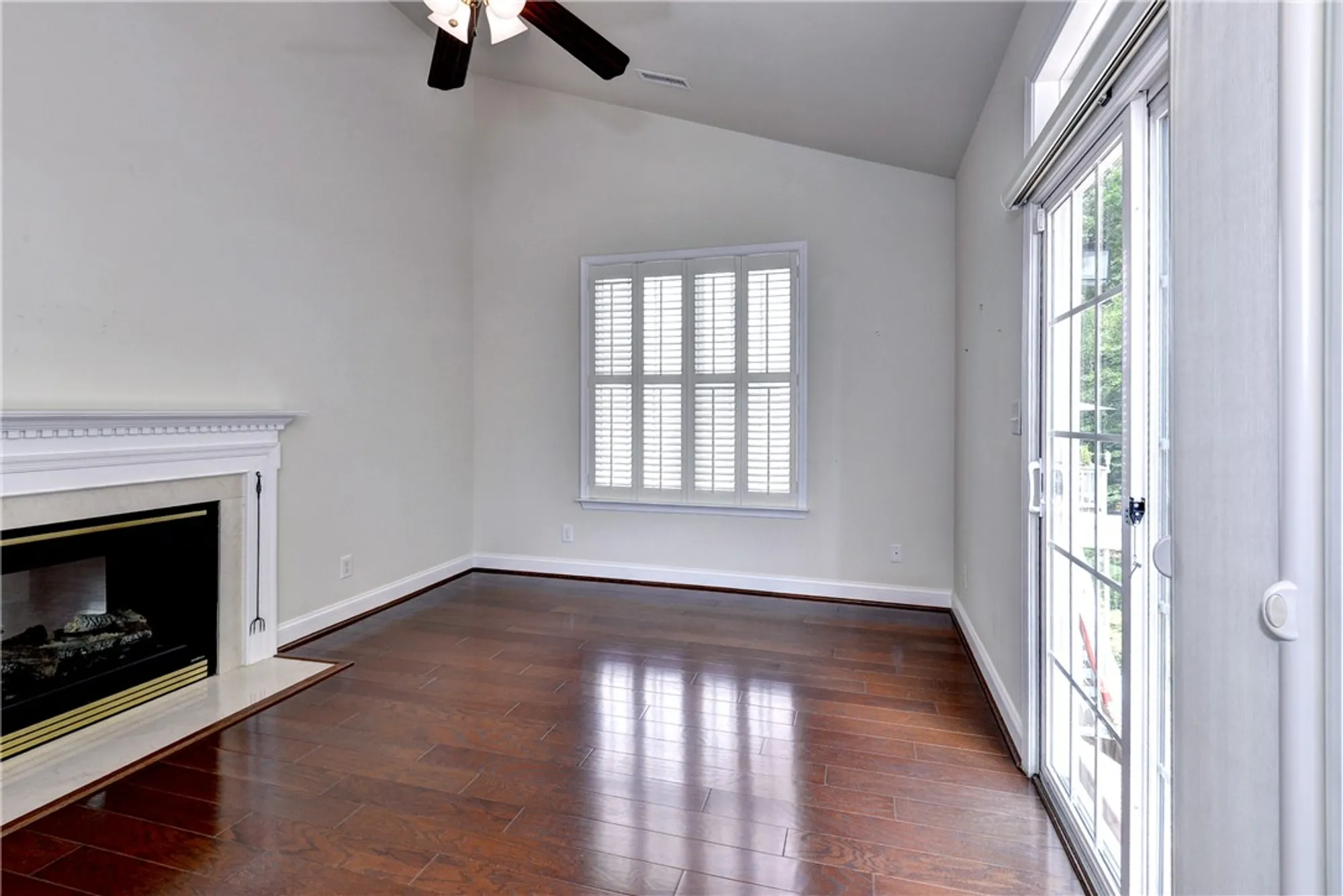 Property Slideshow image 12 of 49 | 6659 rexford ln, Williamsburg, VA, 23188