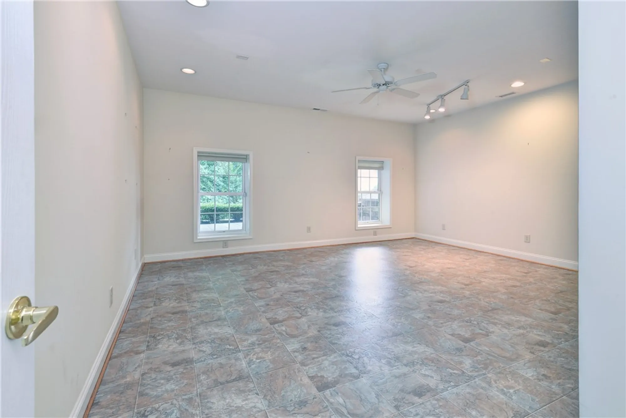 Property Slideshow image 43 of 49 | 6659 rexford ln, Williamsburg, VA, 23188