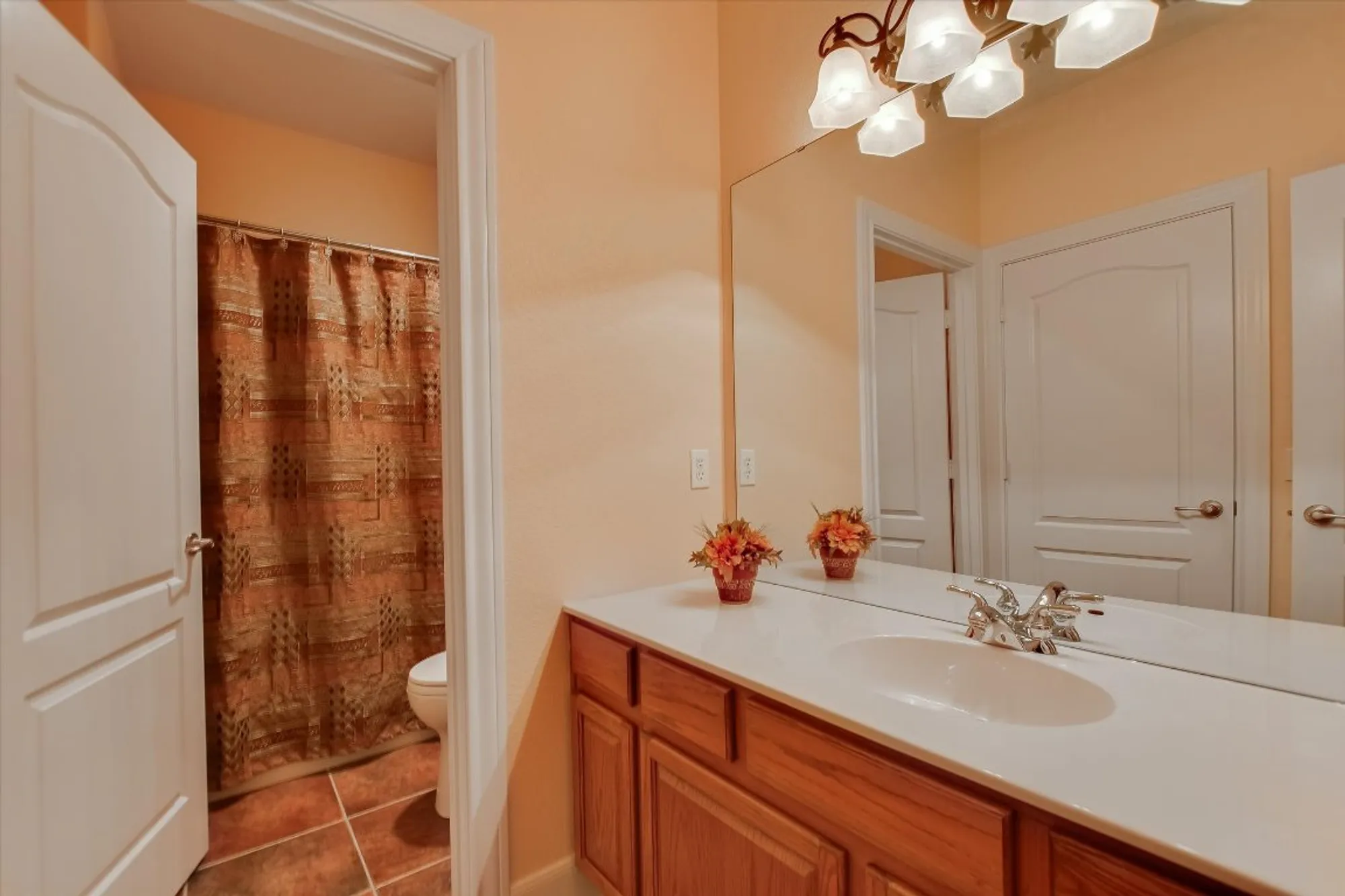 Property Slideshow image 15 of 26 | 116 travis dr, Georgetown, TX, 78633