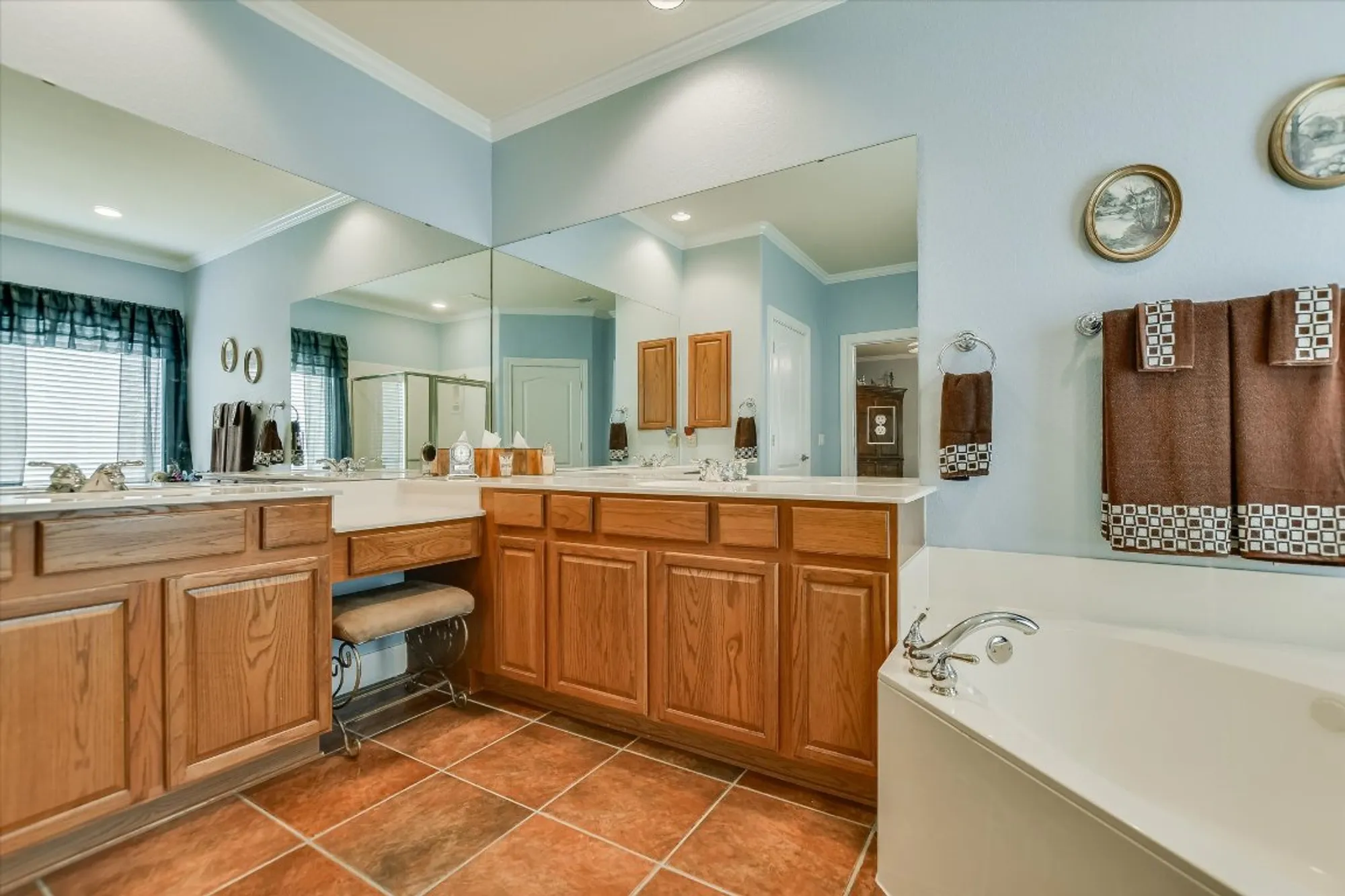 Property Slideshow image 12 of 26 | 116 travis dr, Georgetown, TX, 78633