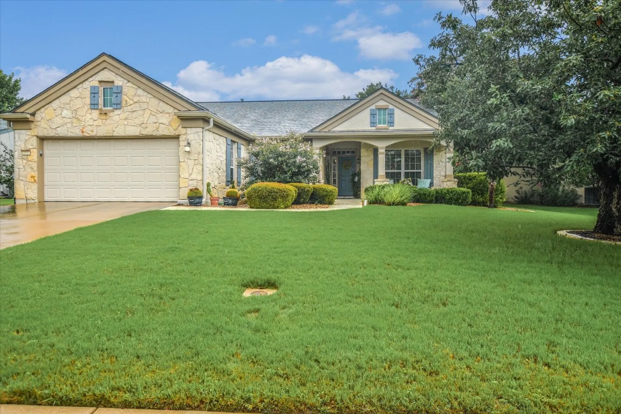Property Slideshow image 2 of 26 | 116 travis dr, Georgetown, TX, 78633