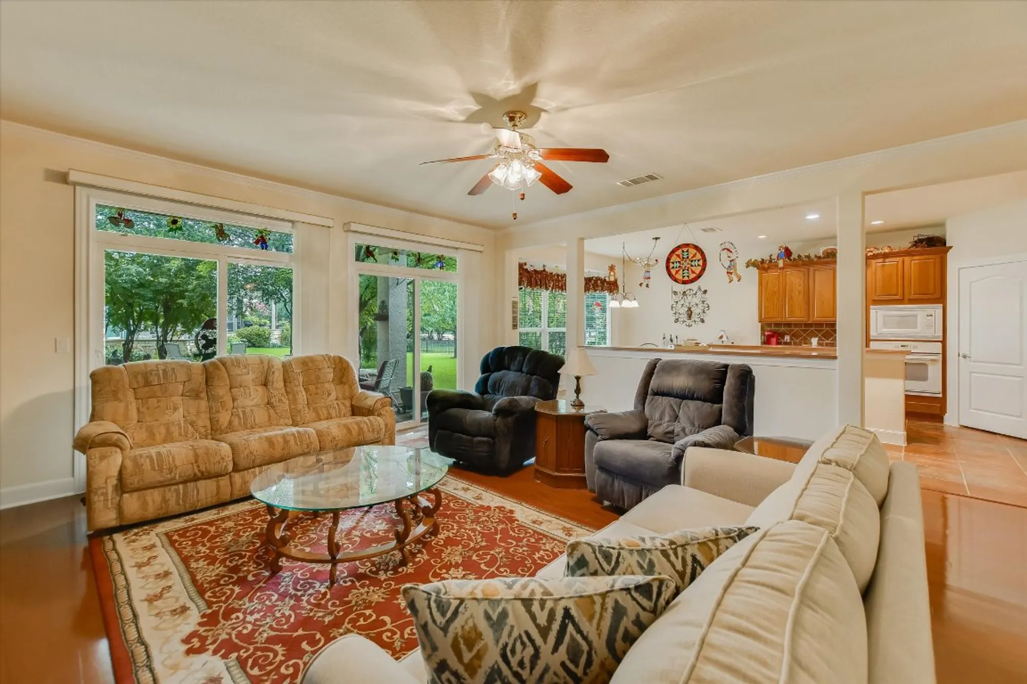 Property Slideshow image 7 of 26 | 116 travis dr, Georgetown, TX, 78633