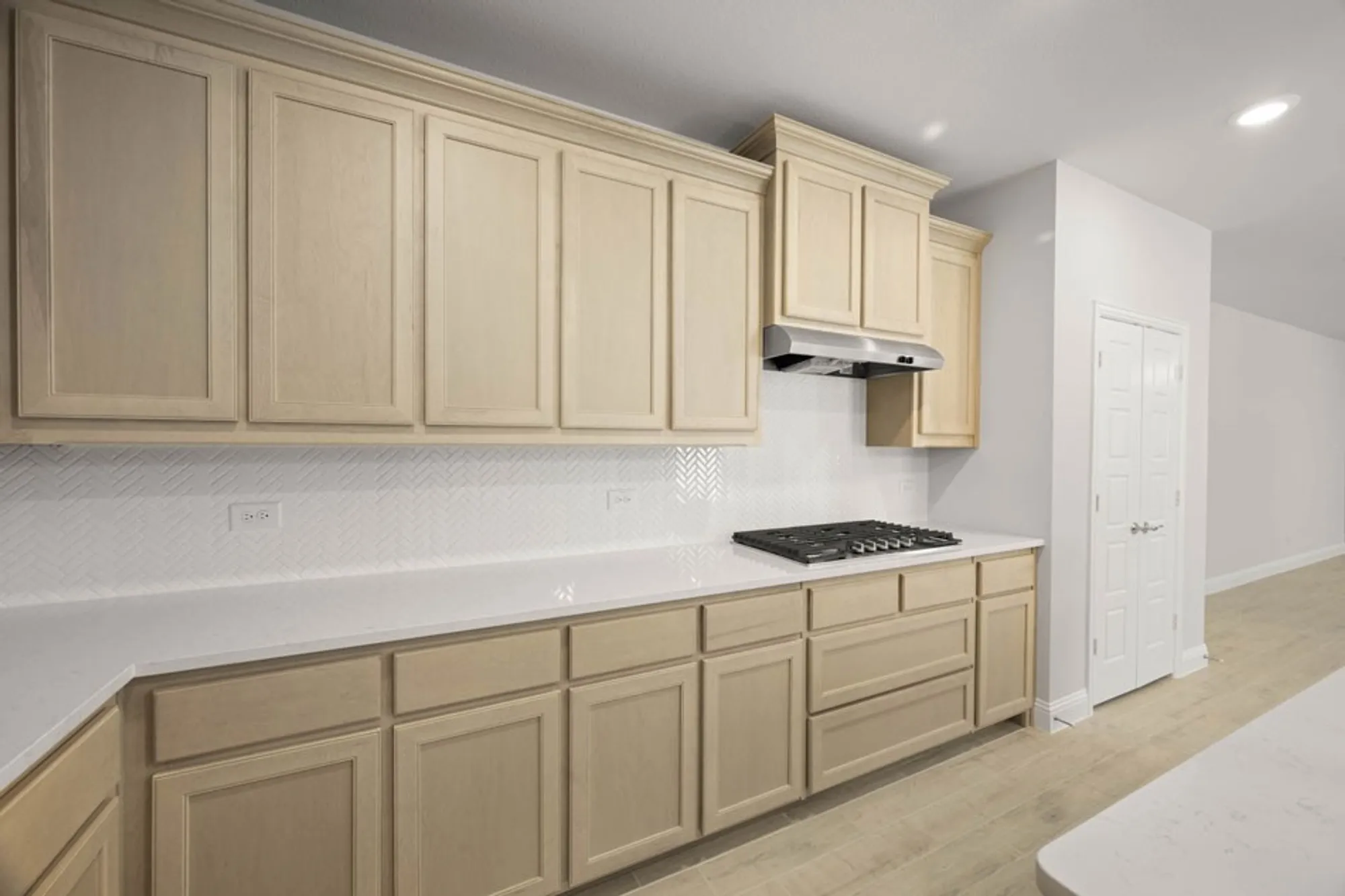 Property Slideshow image 21 of 40 | 2841 livestock dr, Midlothian, TX, 76065