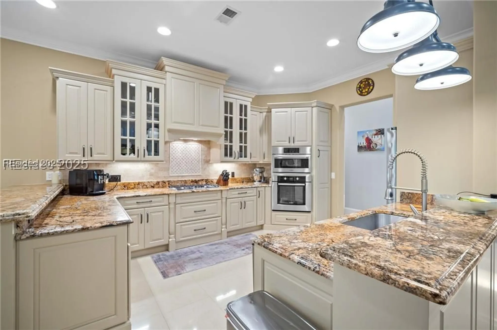 Property Slideshow image 17 of 48 | 227 hampton lake dr, Bluffton, SC, 29910