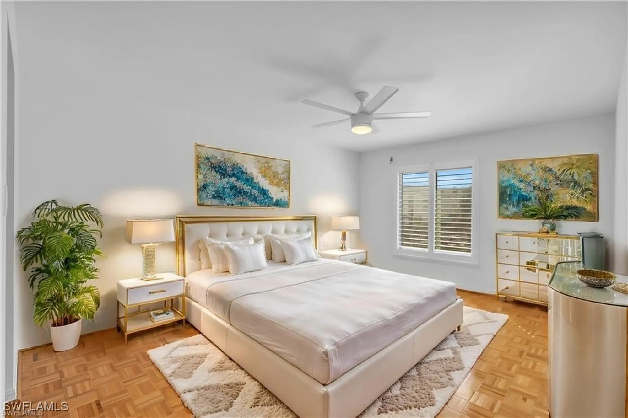 Property Slideshow image 12 of 33 | 3430 gulf shore blvd 4j, Naples, FL, 34103