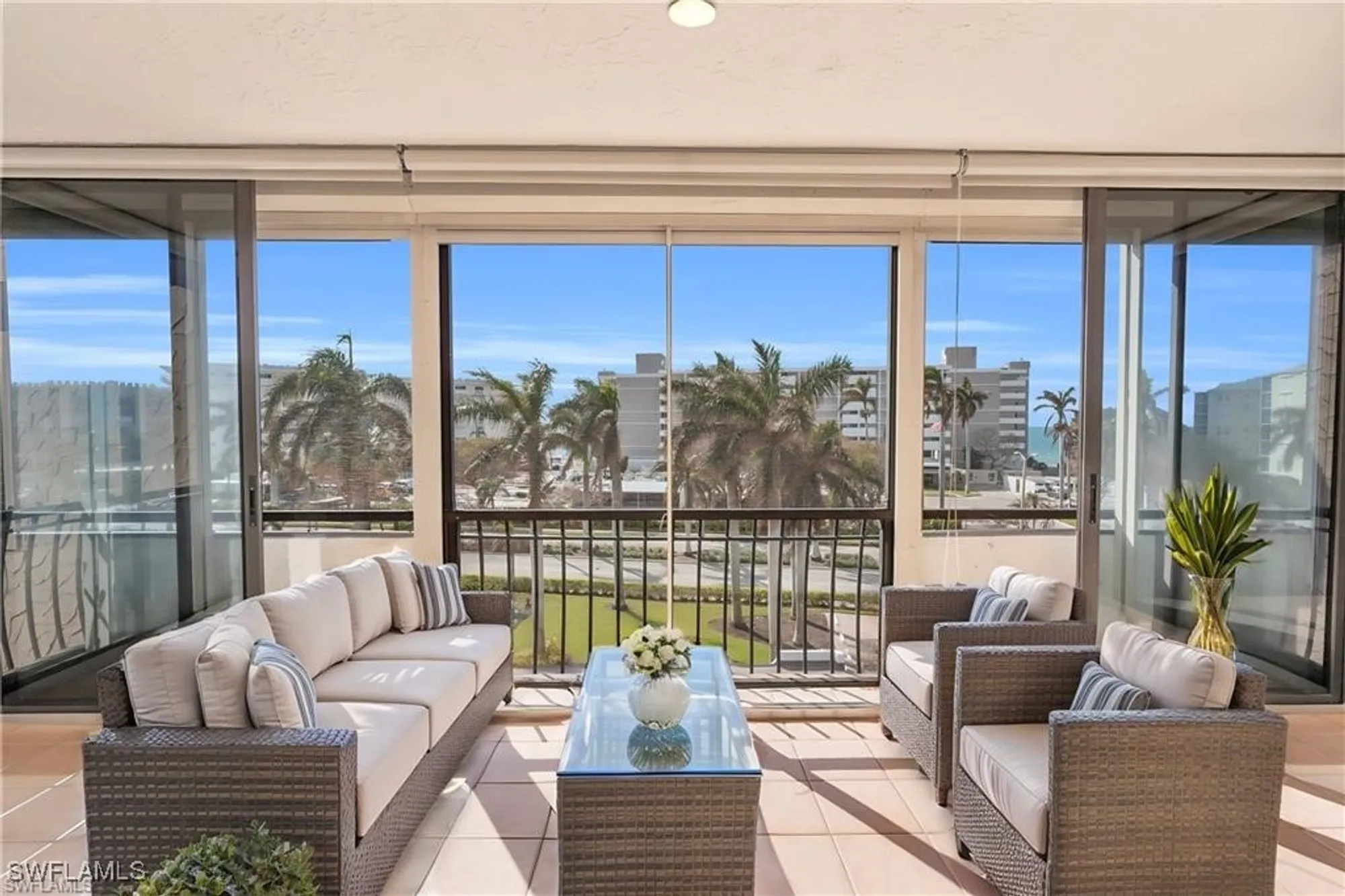 Property Slideshow image 3 of 33 | 3430 gulf shore blvd 4j, Naples, FL, 34103