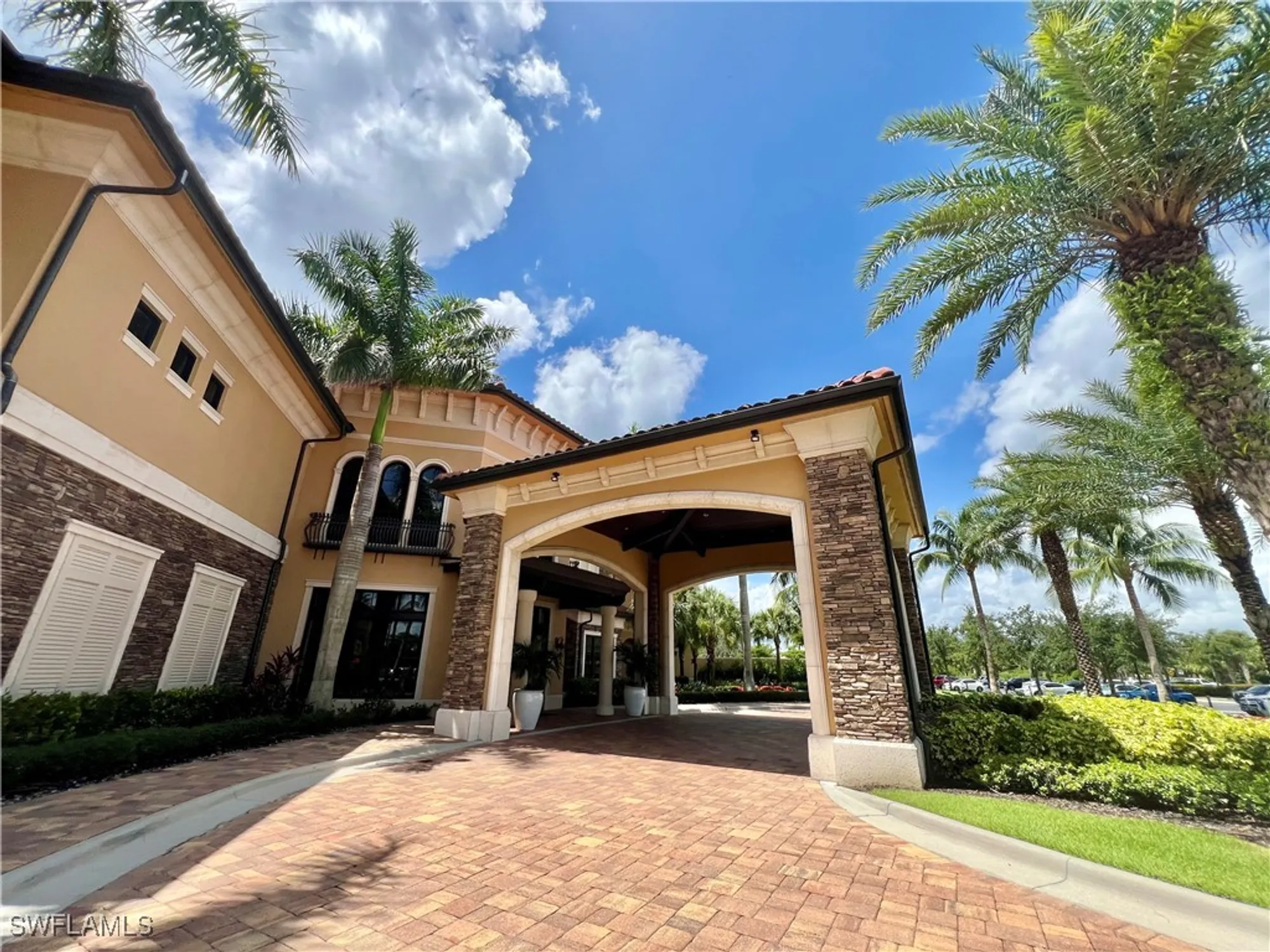 Property Slideshow image 28 of 42 | 17981 bonita national blvd 715, Bonita Springs, FL, 34135