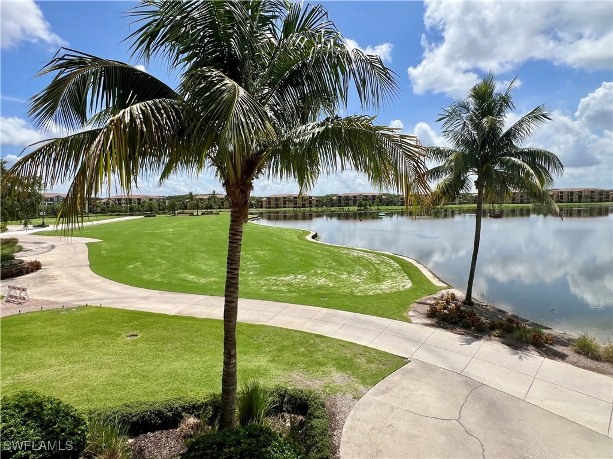 Property Slideshow image 32 of 42 | 17981 bonita national blvd 715, Bonita Springs, FL, 34135