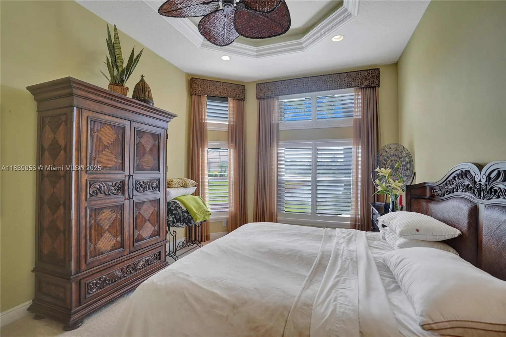 Property Slideshow image 32 of 90 | 13648 venice beach pt, Delray Beach, FL, 33446