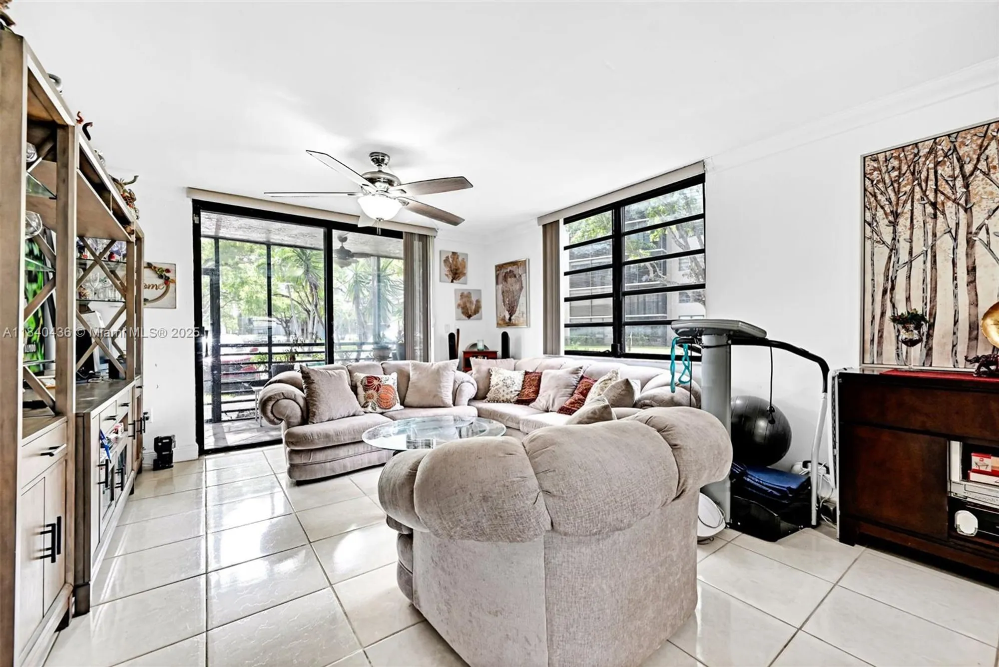 Property Slideshow image 15 of 64 | 1101 colony point cir apt 123, Pembroke Pines, FL, 33026