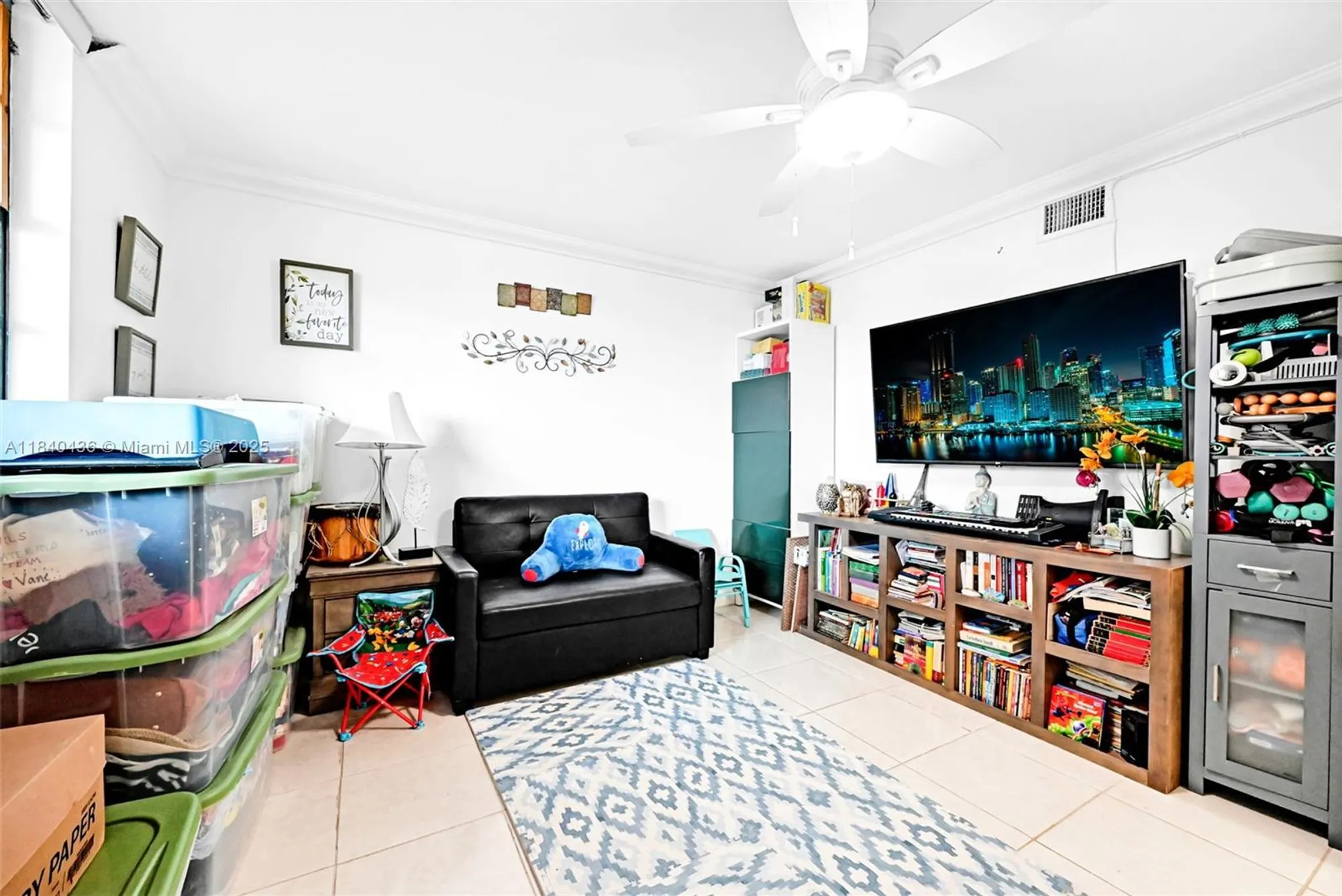 Property Slideshow image 19 of 64 | 1101 colony point cir apt 123, Pembroke Pines, FL, 33026
