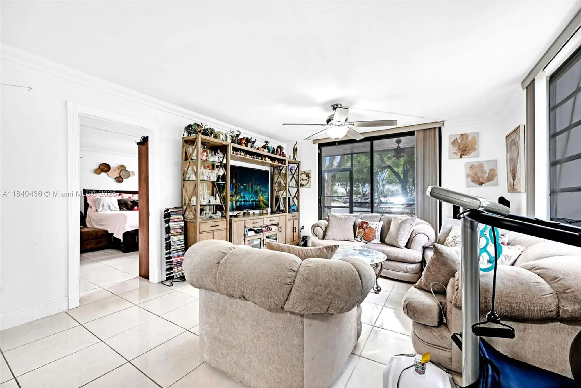 Property Slideshow image 28 of 64 | 1101 colony point cir apt 123, Pembroke Pines, FL, 33026