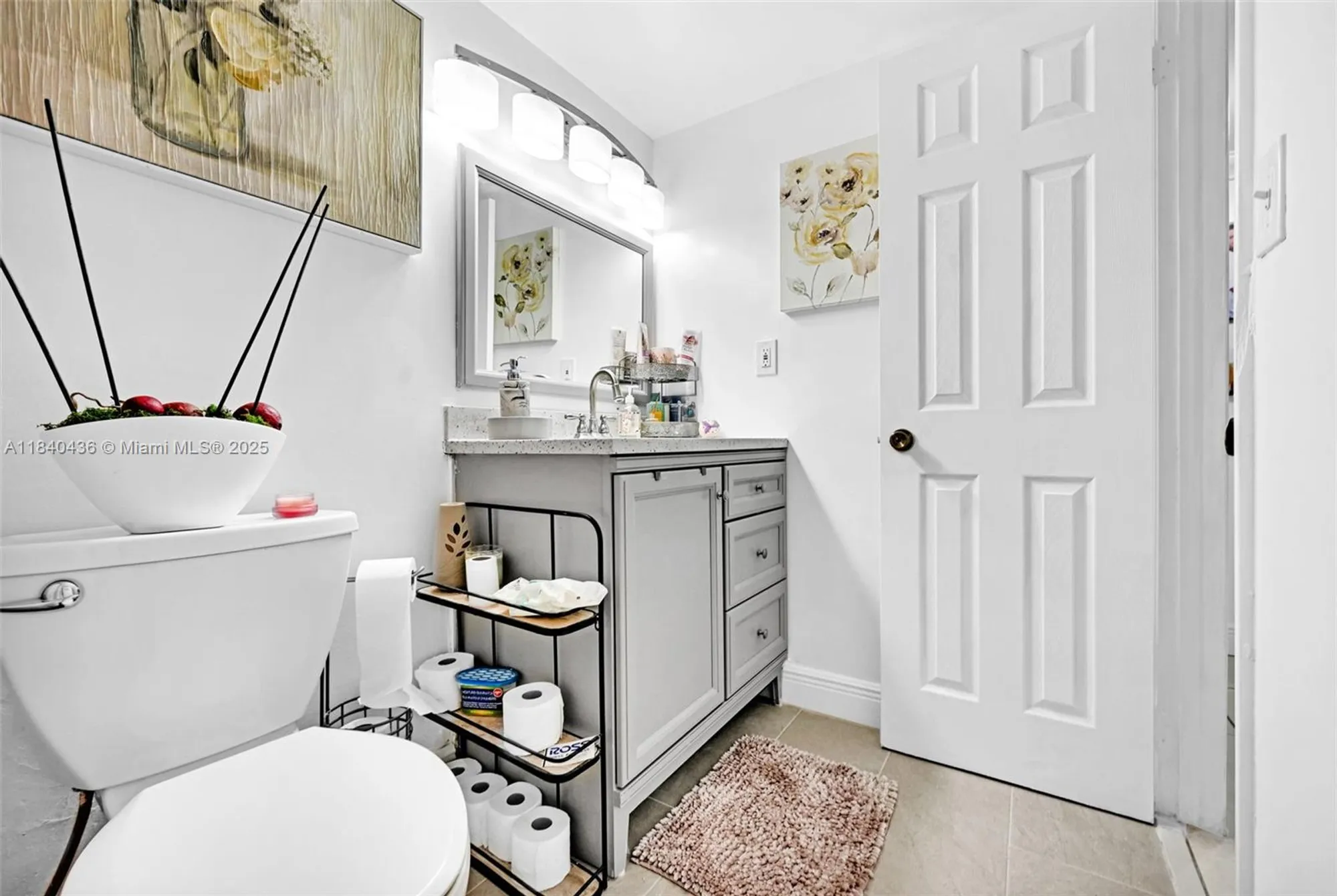 Property Slideshow image 21 of 64 | 1101 colony point cir apt 123, Pembroke Pines, FL, 33026