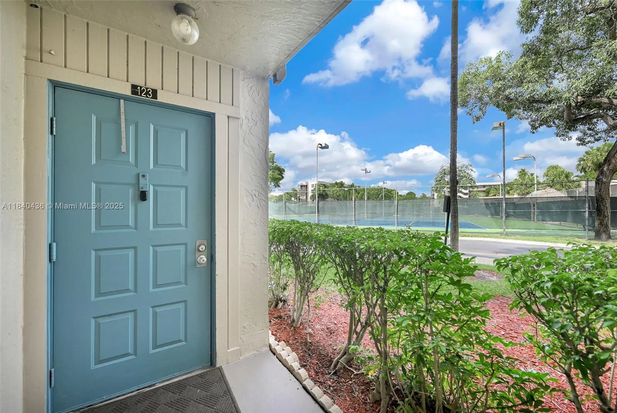 Property Slideshow image 35 of 64 | 1101 colony point cir apt 123, Pembroke Pines, FL, 33026