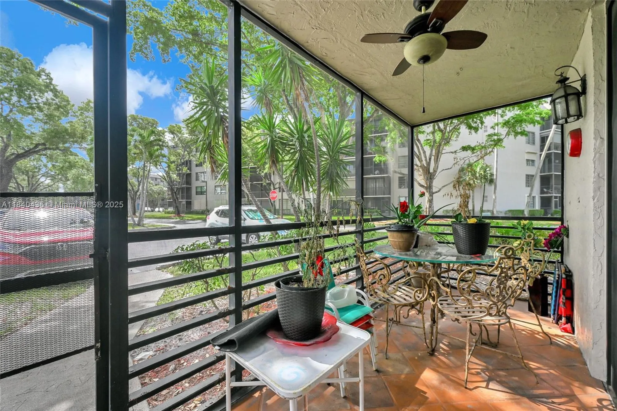 Property Slideshow image 32 of 64 | 1101 colony point cir apt 123, Pembroke Pines, FL, 33026