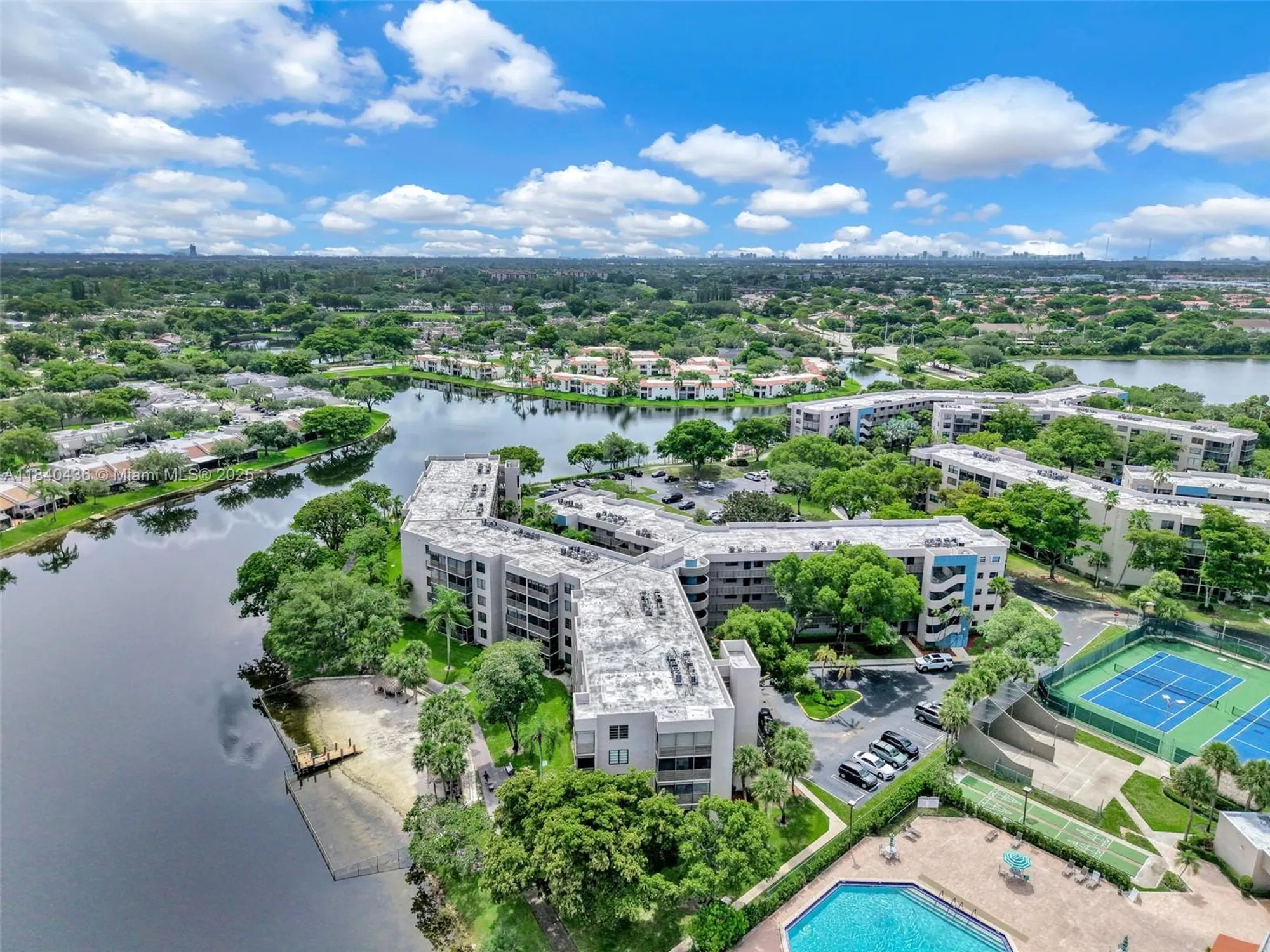 Property Slideshow image 59 of 64 | 1101 colony point cir apt 123, Pembroke Pines, FL, 33026
