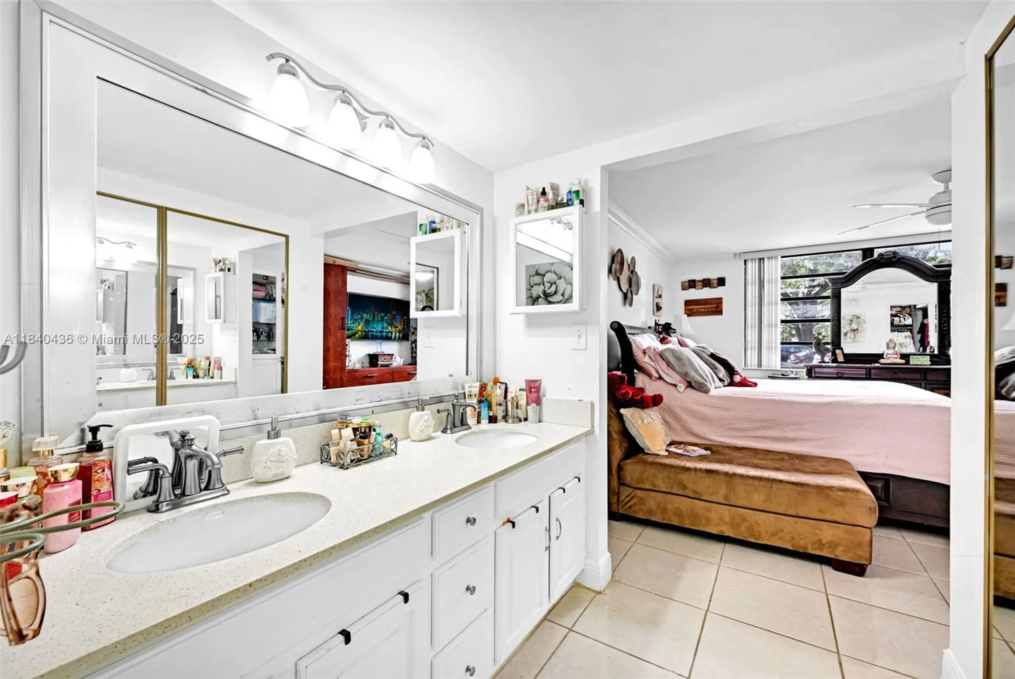 Property Slideshow image 8 of 64 | 1101 colony point cir apt 123, Pembroke Pines, FL, 33026