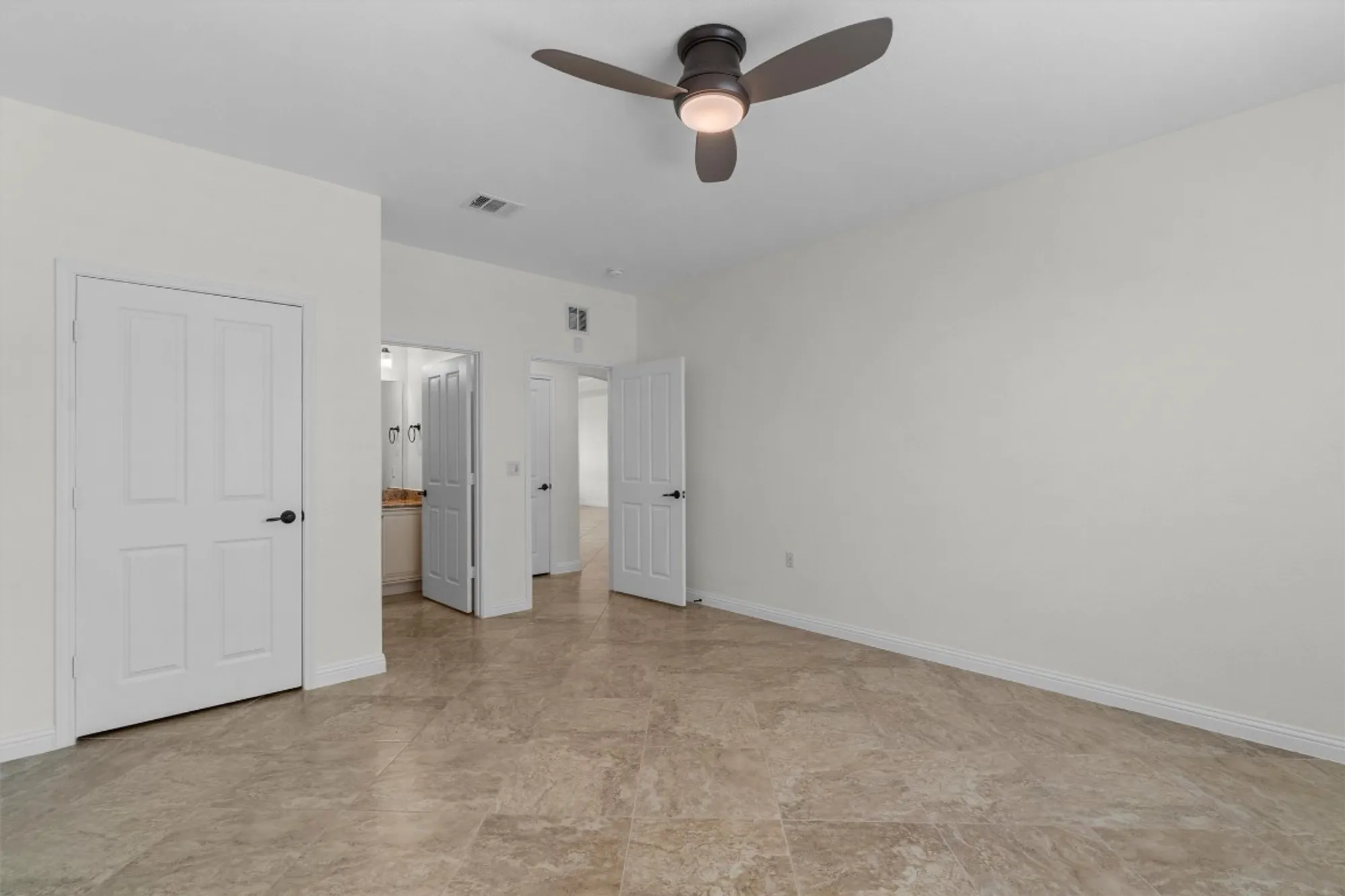 Property Slideshow image 17 of 37 | 205 mckittrick ridge rd, Georgetown, TX, 78633