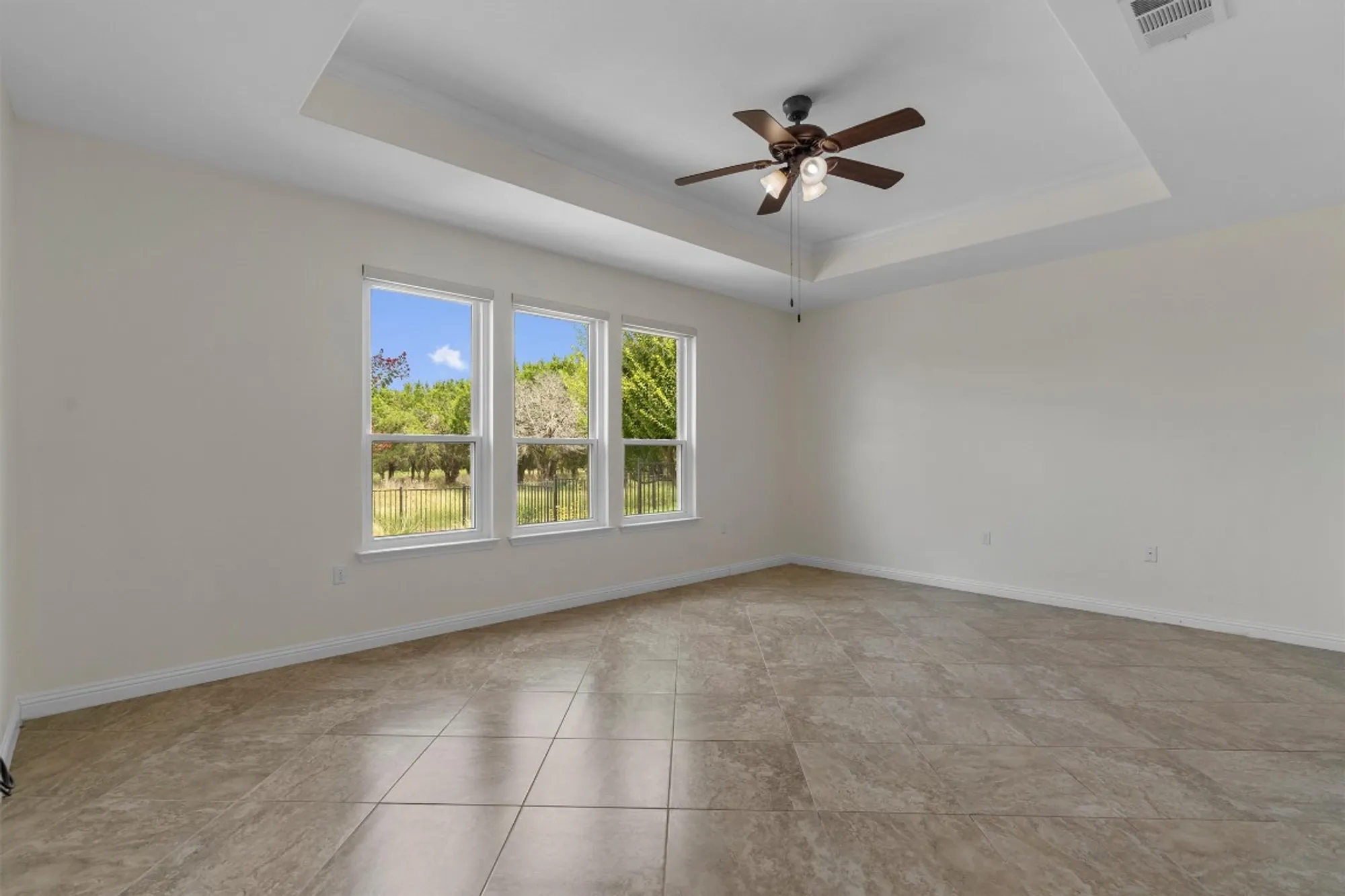 Property Slideshow image 19 of 37 | 205 mckittrick ridge rd, Georgetown, TX, 78633