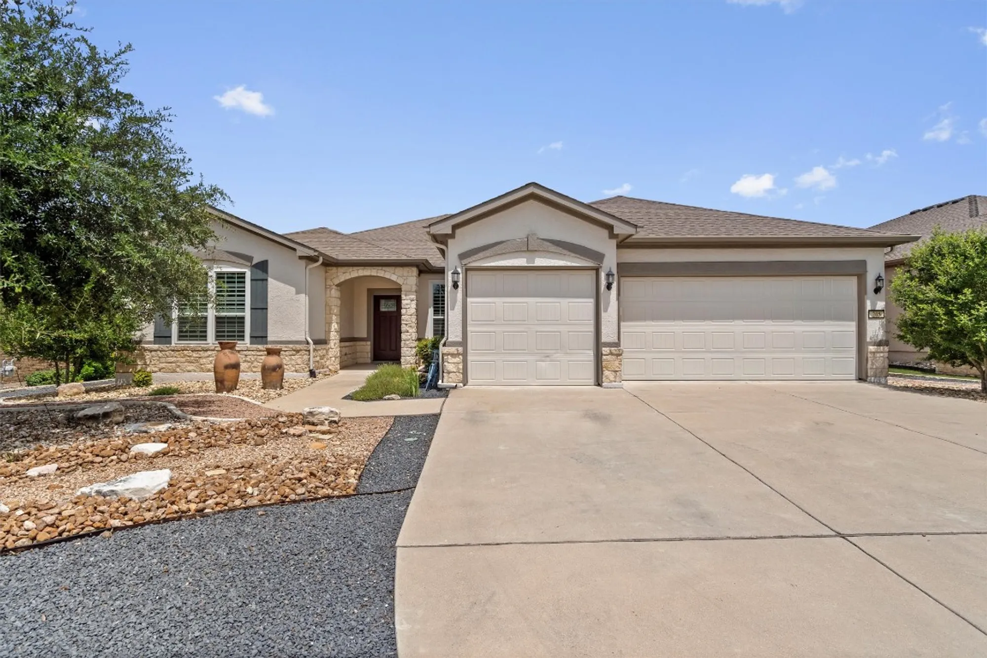 Property Slideshow image 3 of 37 | 205 mckittrick ridge rd, Georgetown, TX, 78633