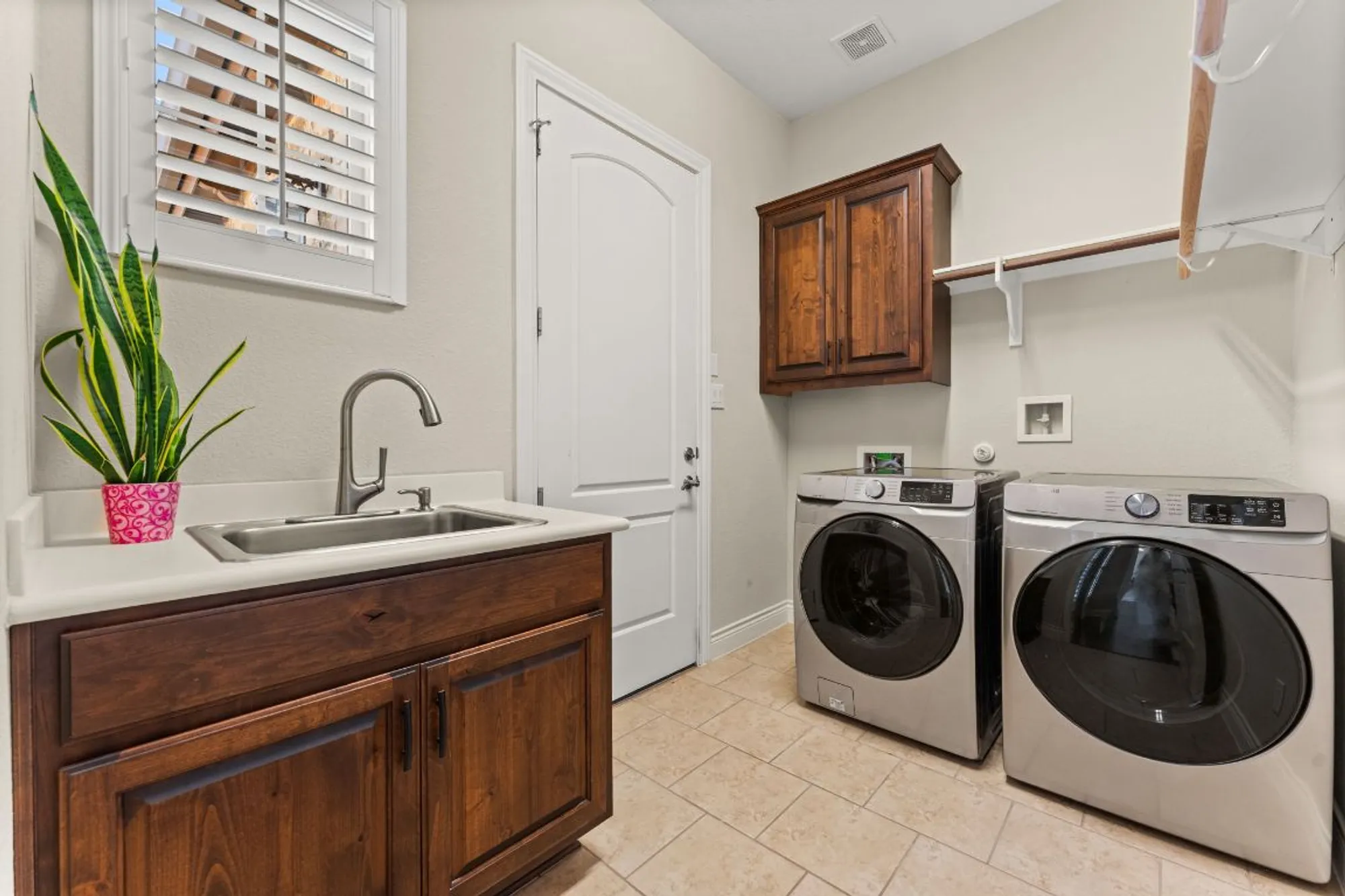 Property Slideshow image 15 of 35 | 404 amiata ave # 34, Austin, TX, 78734