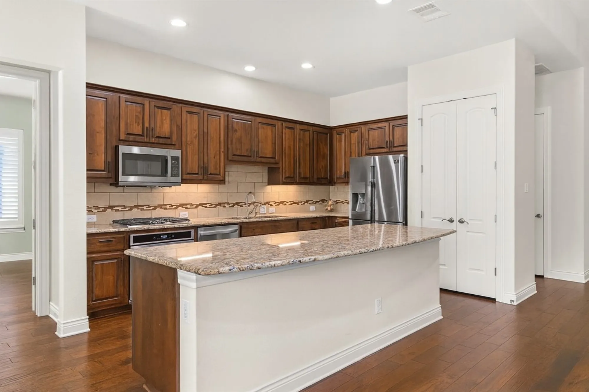 Property Slideshow image 18 of 35 | 404 amiata ave # 34, Austin, TX, 78734
