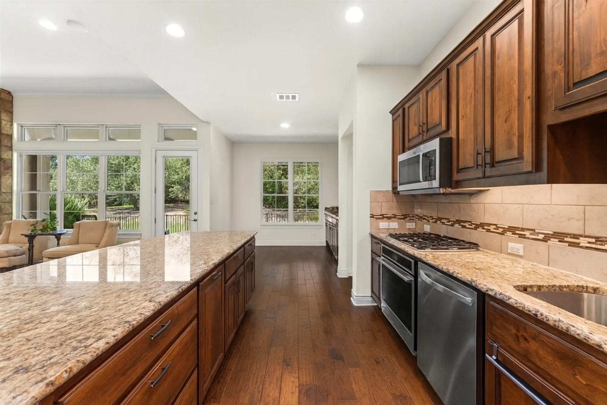 Property Slideshow image 19 of 35 | 404 amiata ave # 34, Austin, TX, 78734