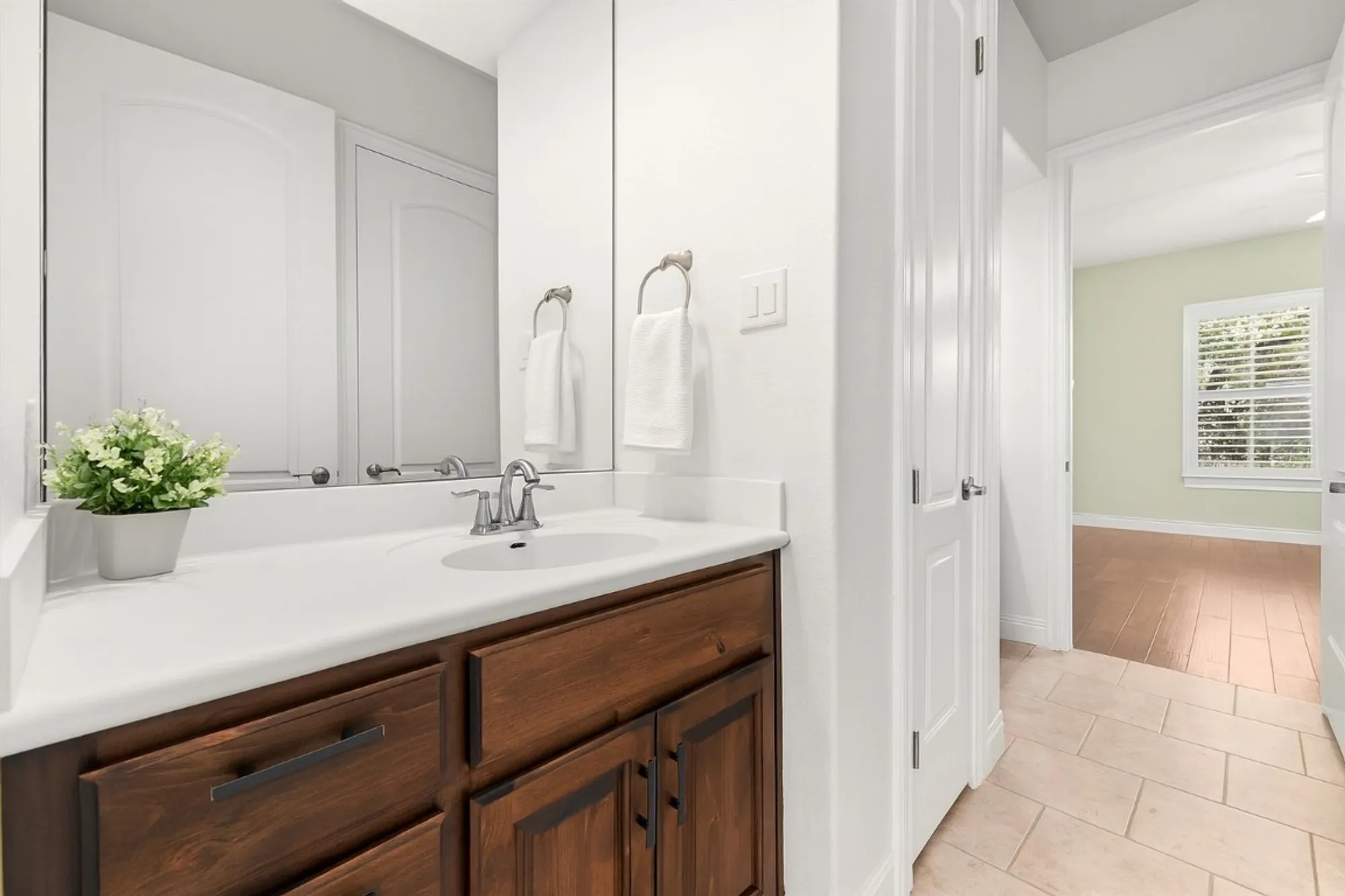 Property Slideshow image 11 of 35 | 404 amiata ave # 34, Austin, TX, 78734