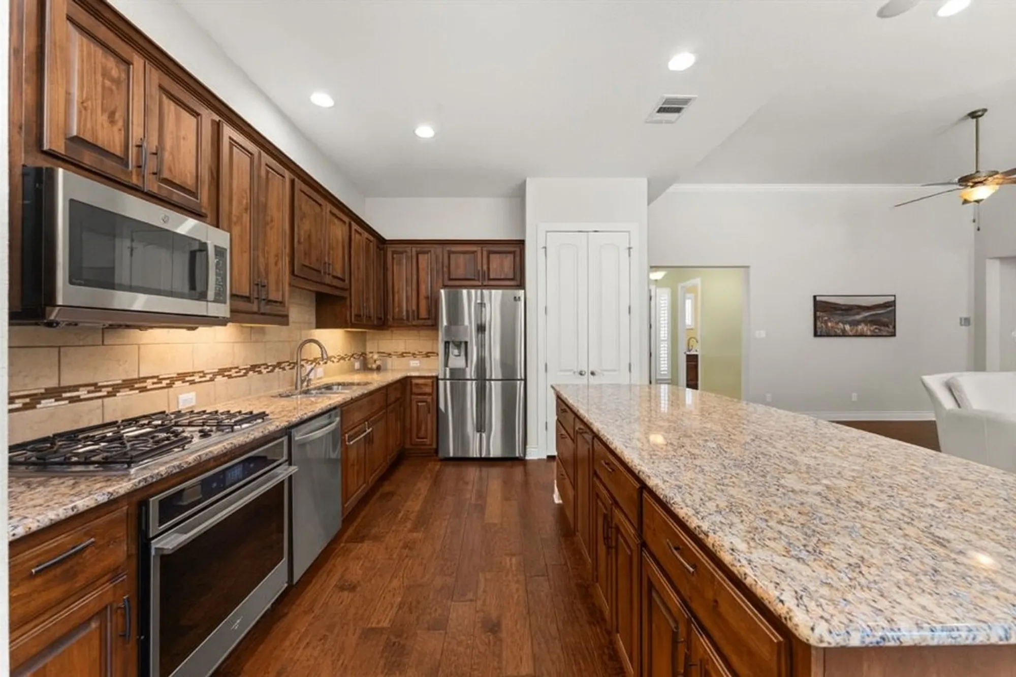 Property Slideshow image 20 of 35 | 404 amiata ave # 34, Austin, TX, 78734
