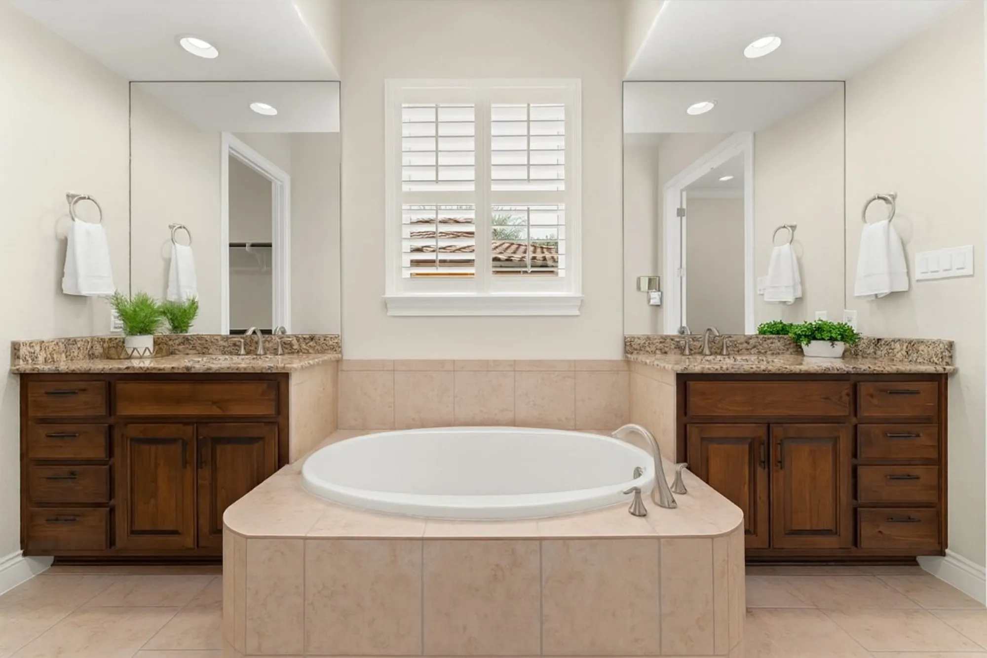 Property Slideshow image 7 of 35 | 404 amiata ave # 34, Austin, TX, 78734