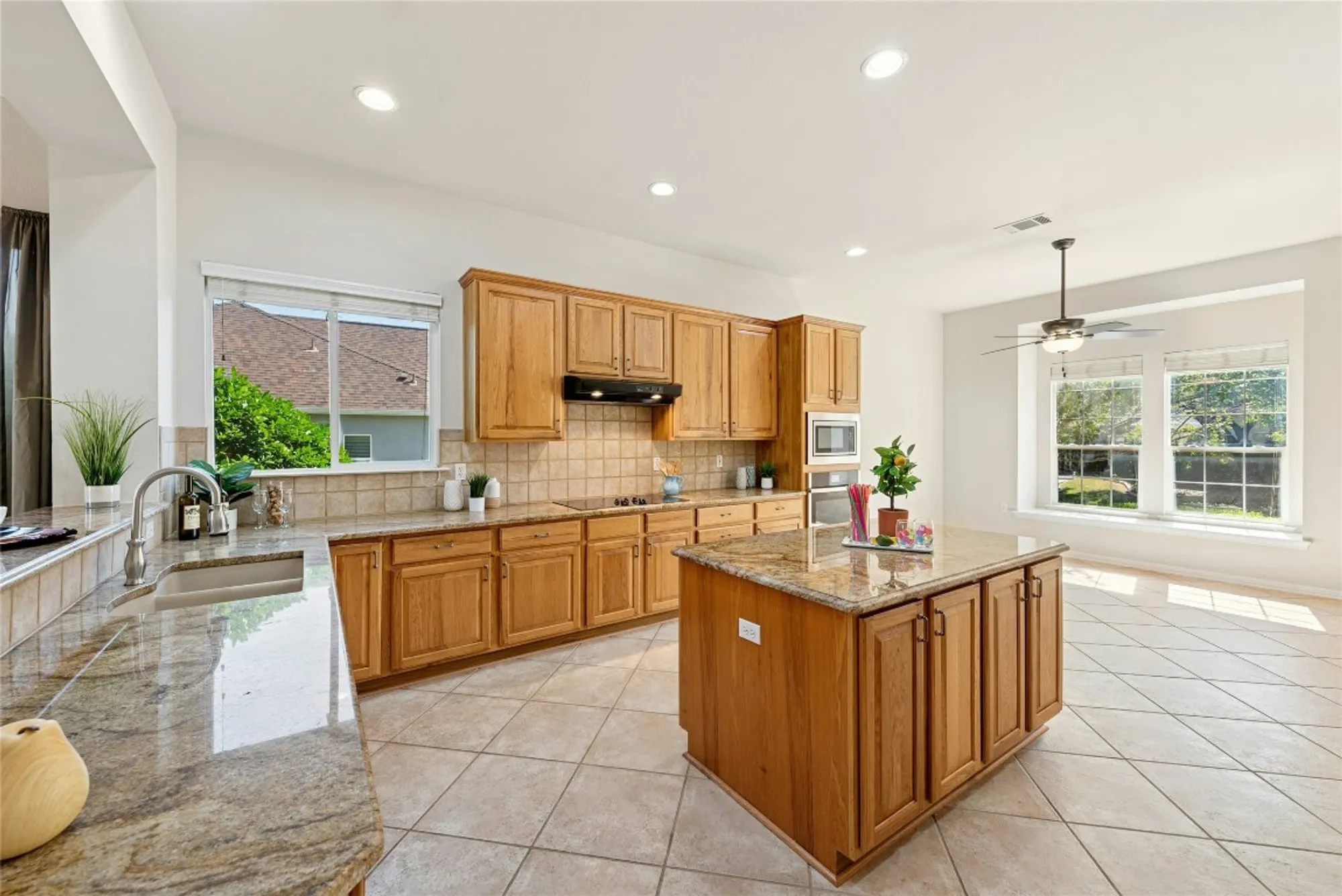 Property Slideshow image 13 of 40 | 311 trail of the flowers, Georgetown, TX, 78633