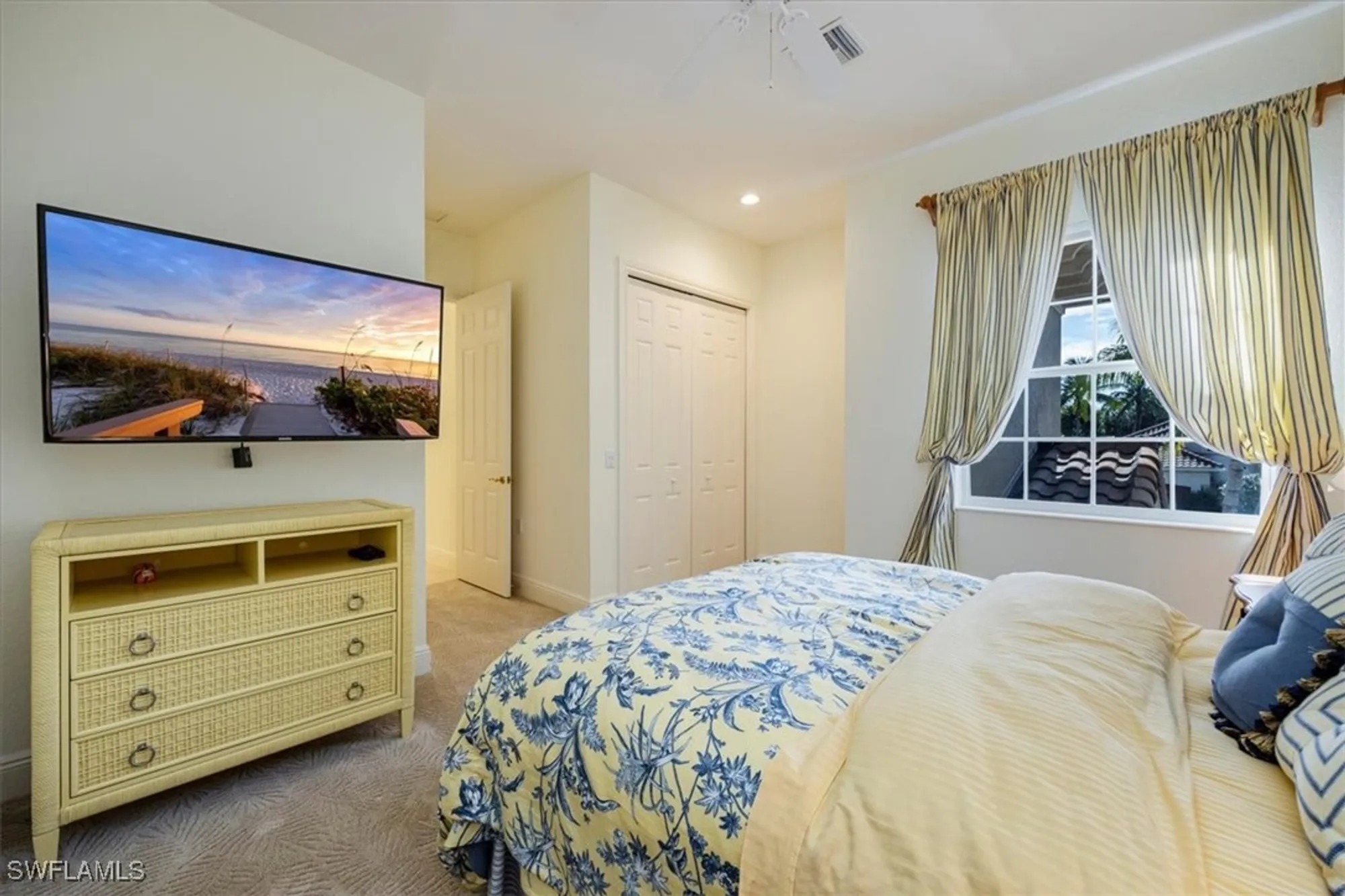 Property Slideshow image 18 of 32 | 9067 cherry oaks trl 202, Naples, FL, 34114