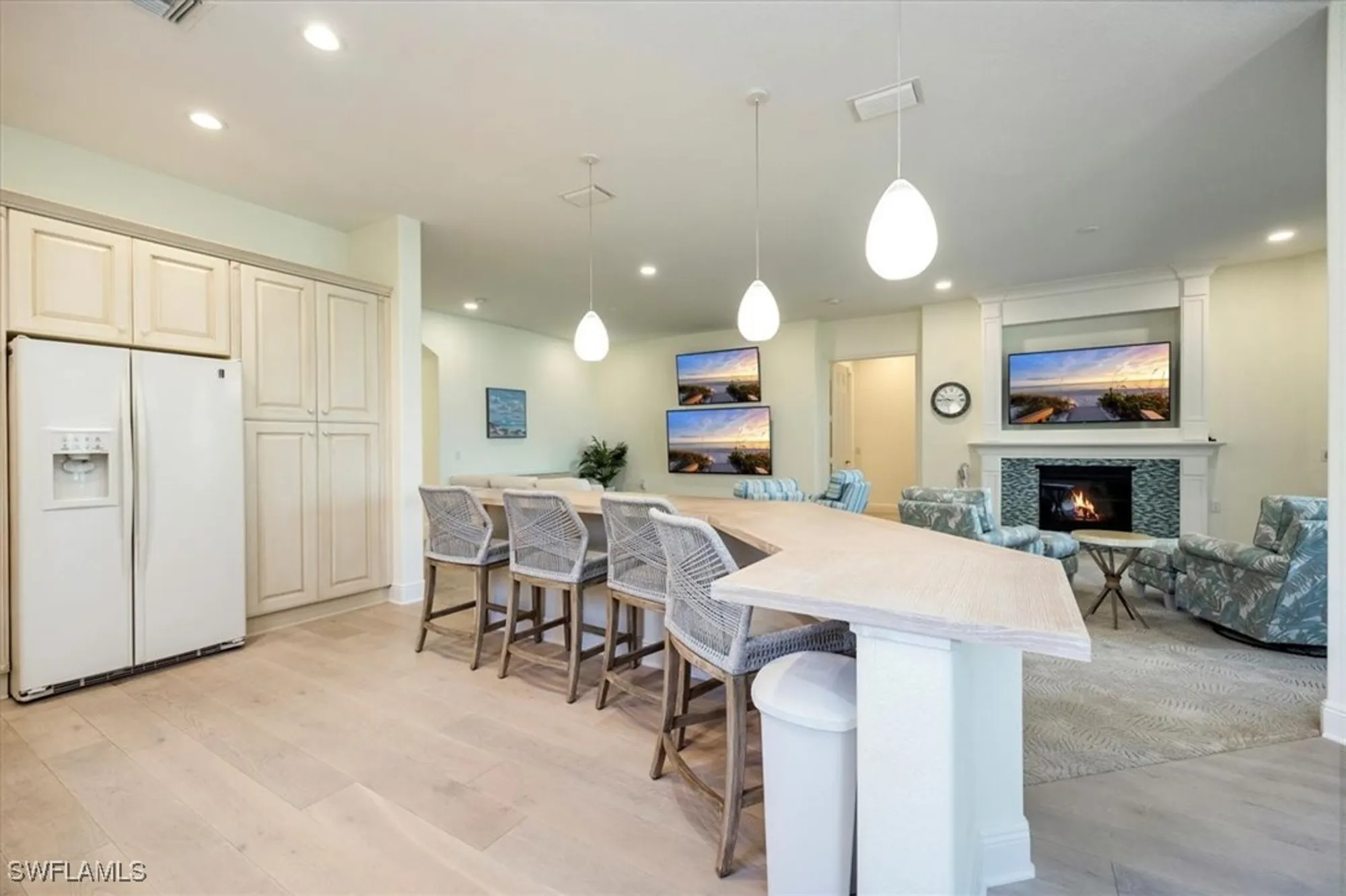 Property Slideshow image 12 of 32 | 9067 cherry oaks trl 202, Naples, FL, 34114