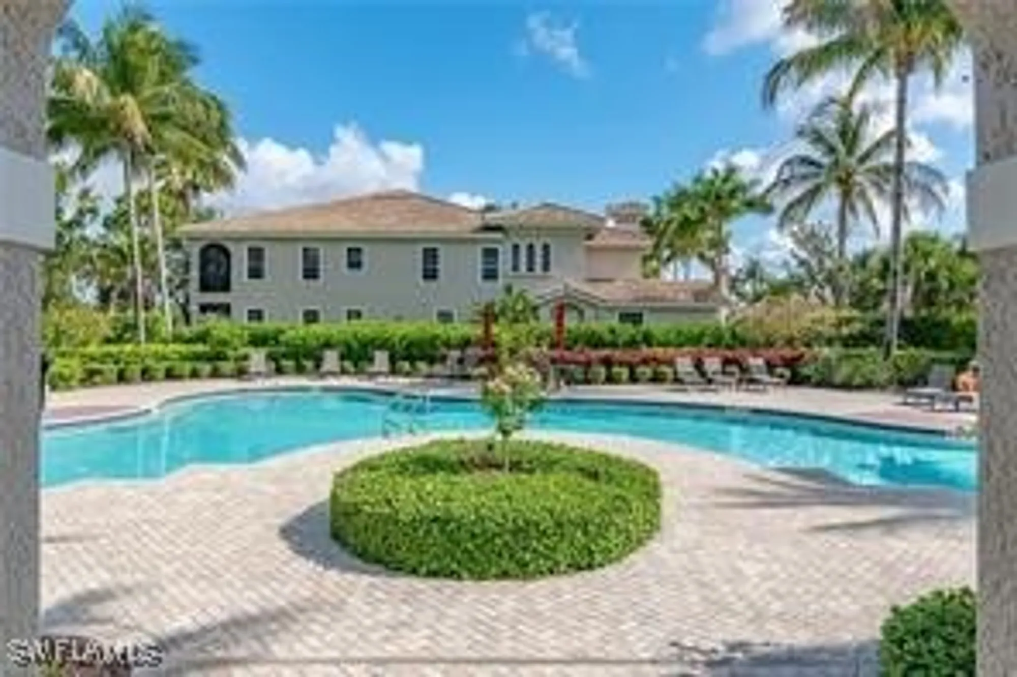 Property Slideshow image 31 of 32 | 9067 cherry oaks trl 202, Naples, FL, 34114