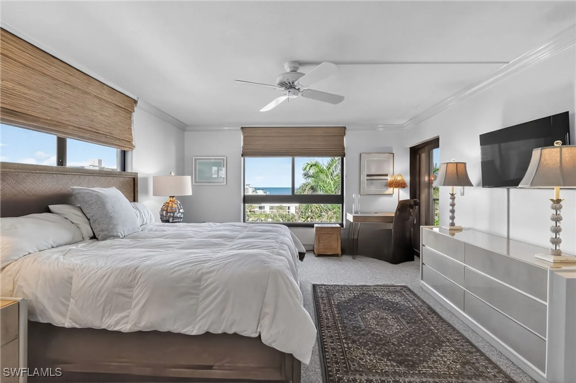 Property Slideshow image 17 of 42 | 2400 gulf shore blvd 603, Naples, FL, 34103