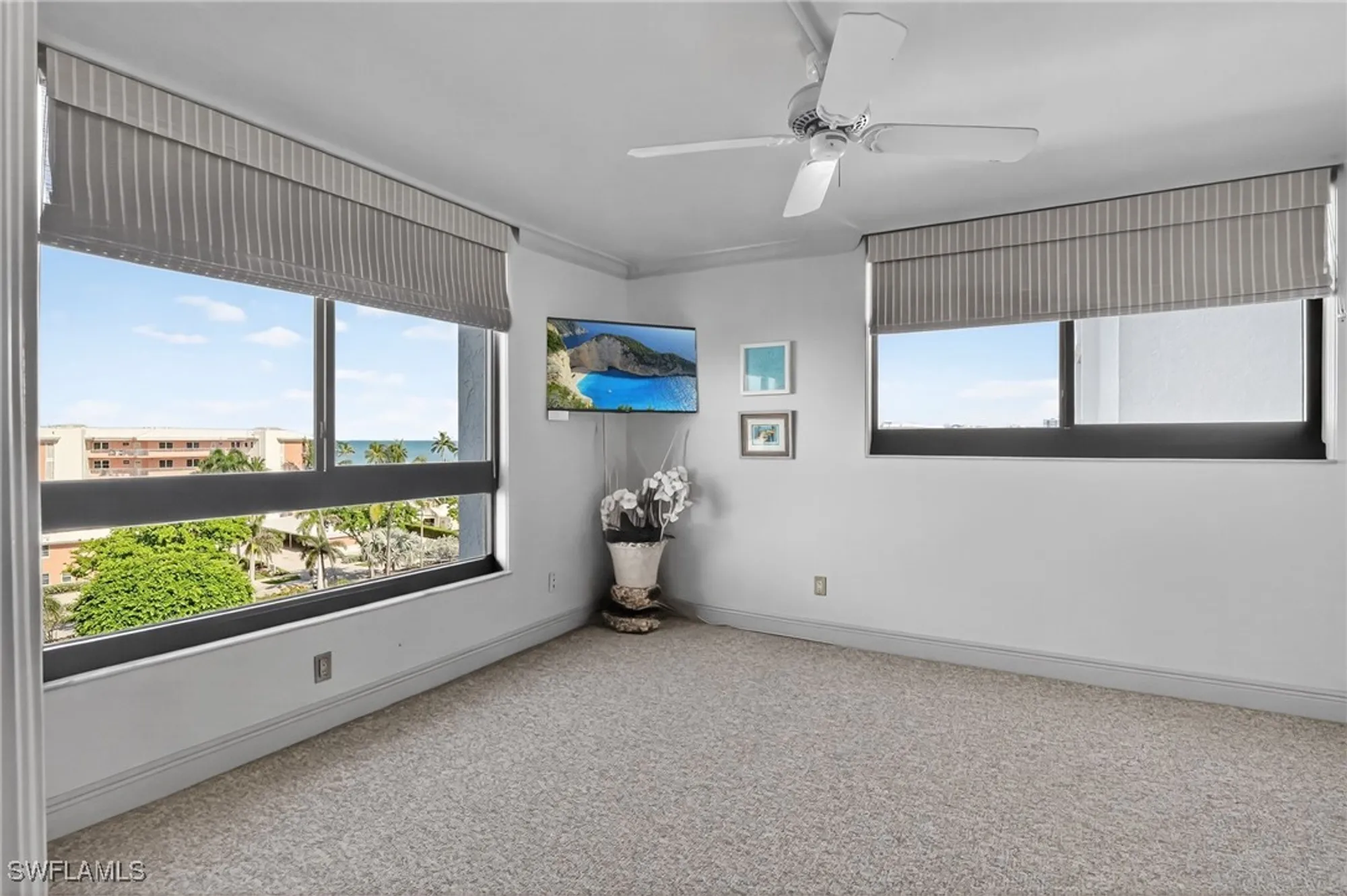 Property Slideshow image 26 of 42 | 2400 gulf shore blvd 603, Naples, FL, 34103