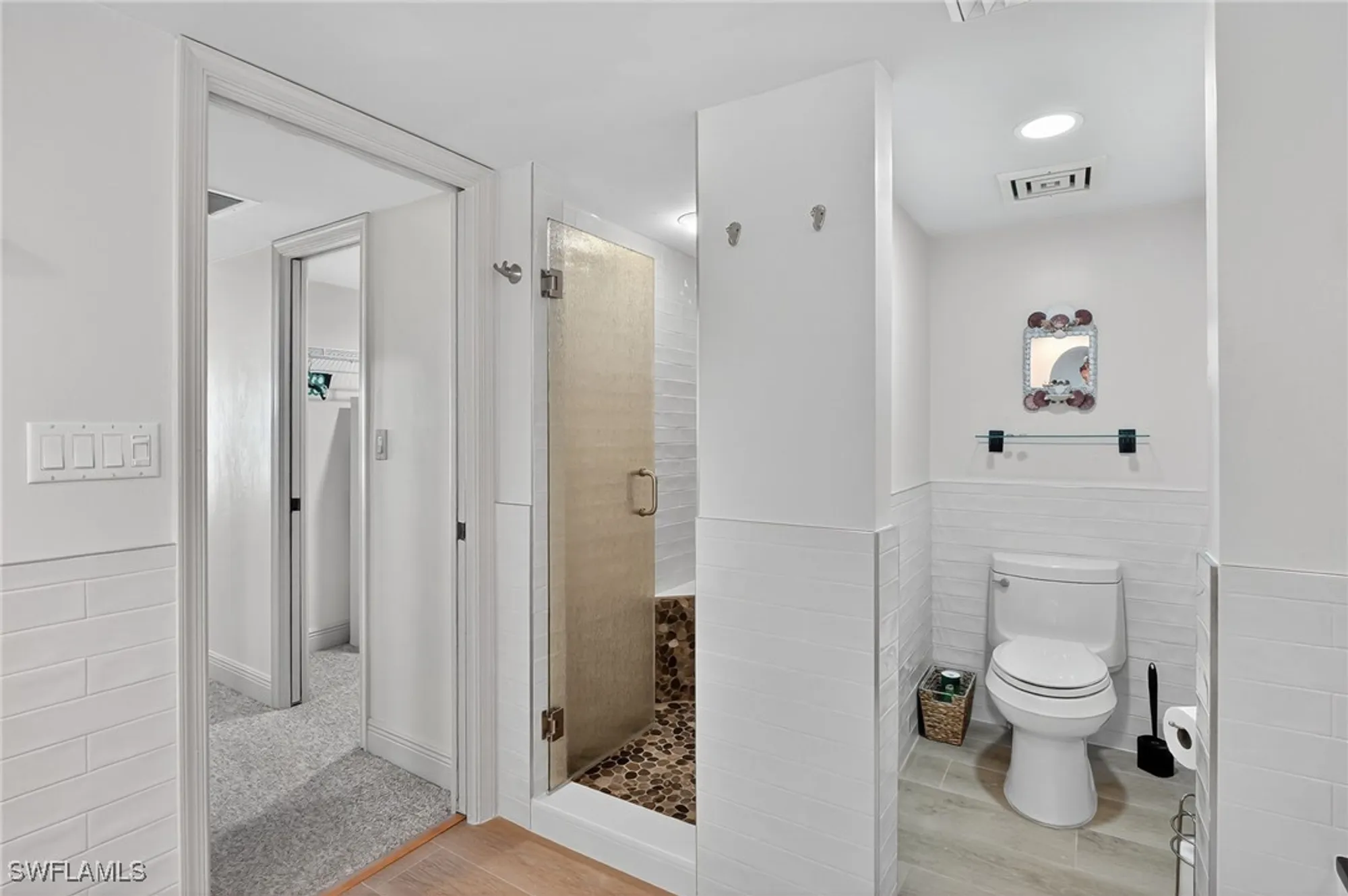 Property Slideshow image 21 of 42 | 2400 gulf shore blvd 603, Naples, FL, 34103