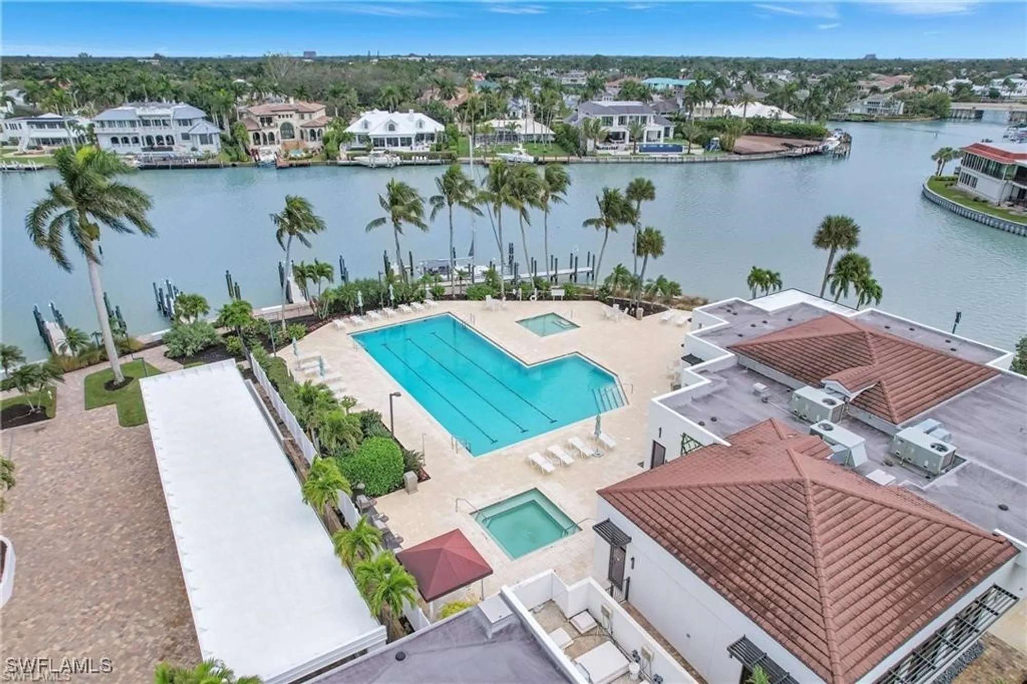 Property Slideshow image 37 of 42 | 2400 gulf shore blvd 603, Naples, FL, 34103