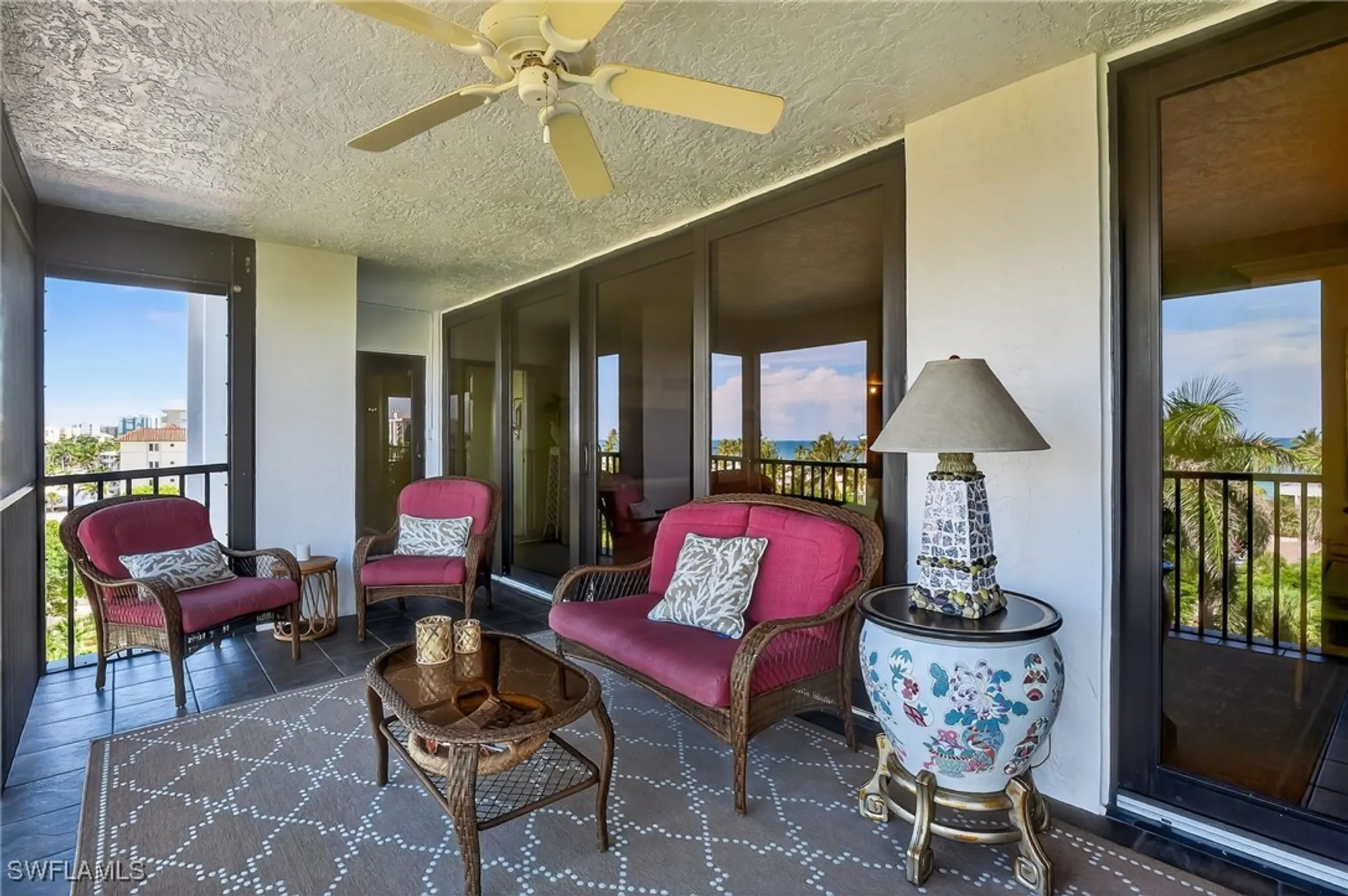 Property Slideshow image 31 of 42 | 2400 gulf shore blvd 603, Naples, FL, 34103