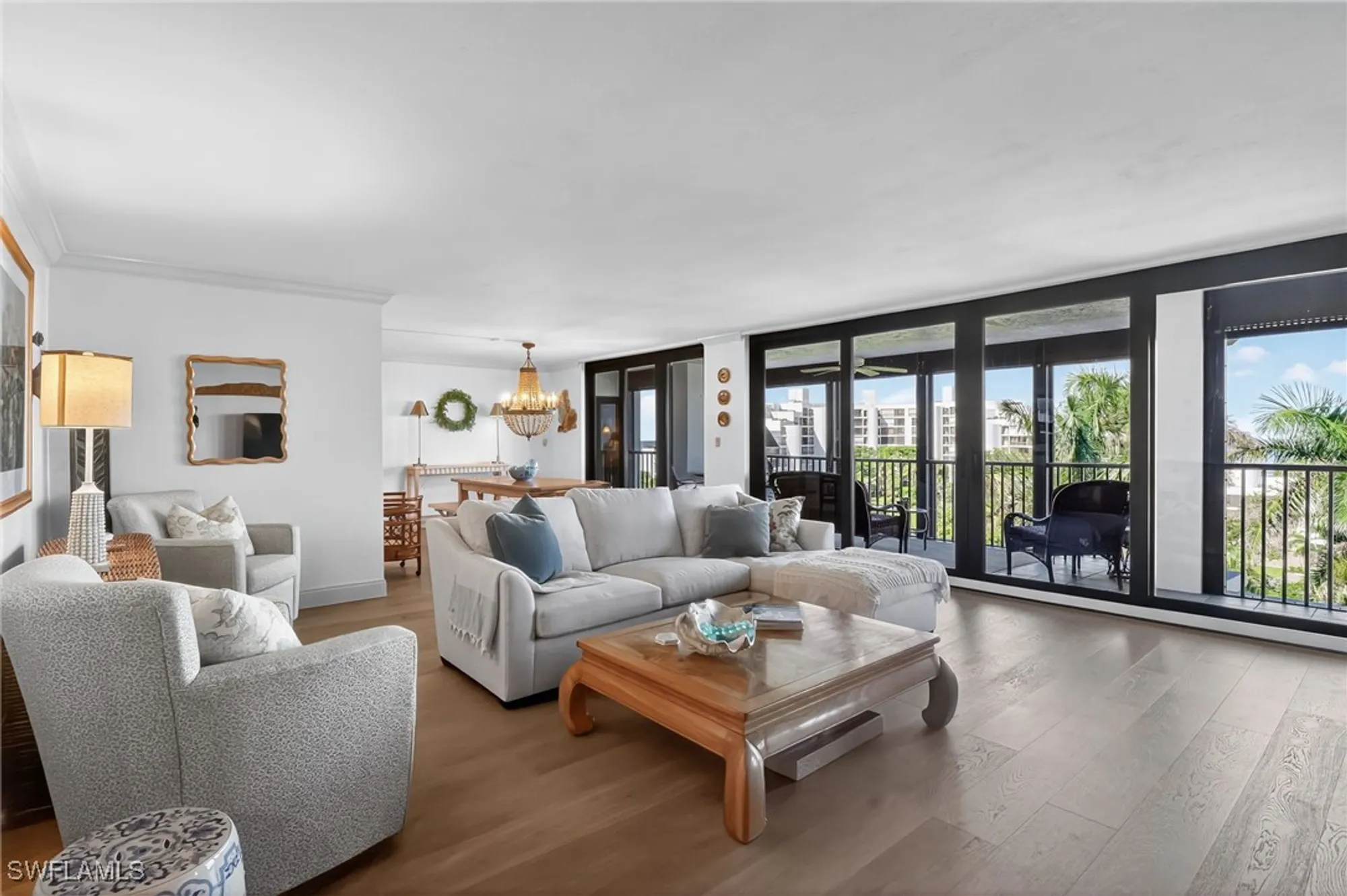 Property Slideshow image 5 of 42 | 2400 gulf shore blvd 603, Naples, FL, 34103