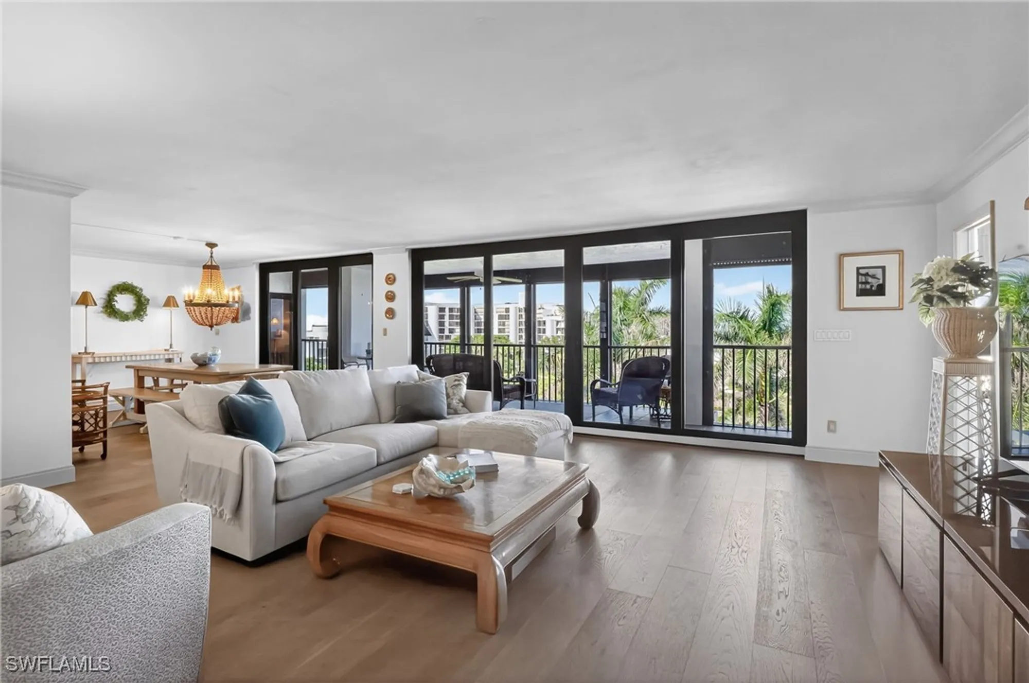 Property Slideshow image 6 of 42 | 2400 gulf shore blvd 603, Naples, FL, 34103