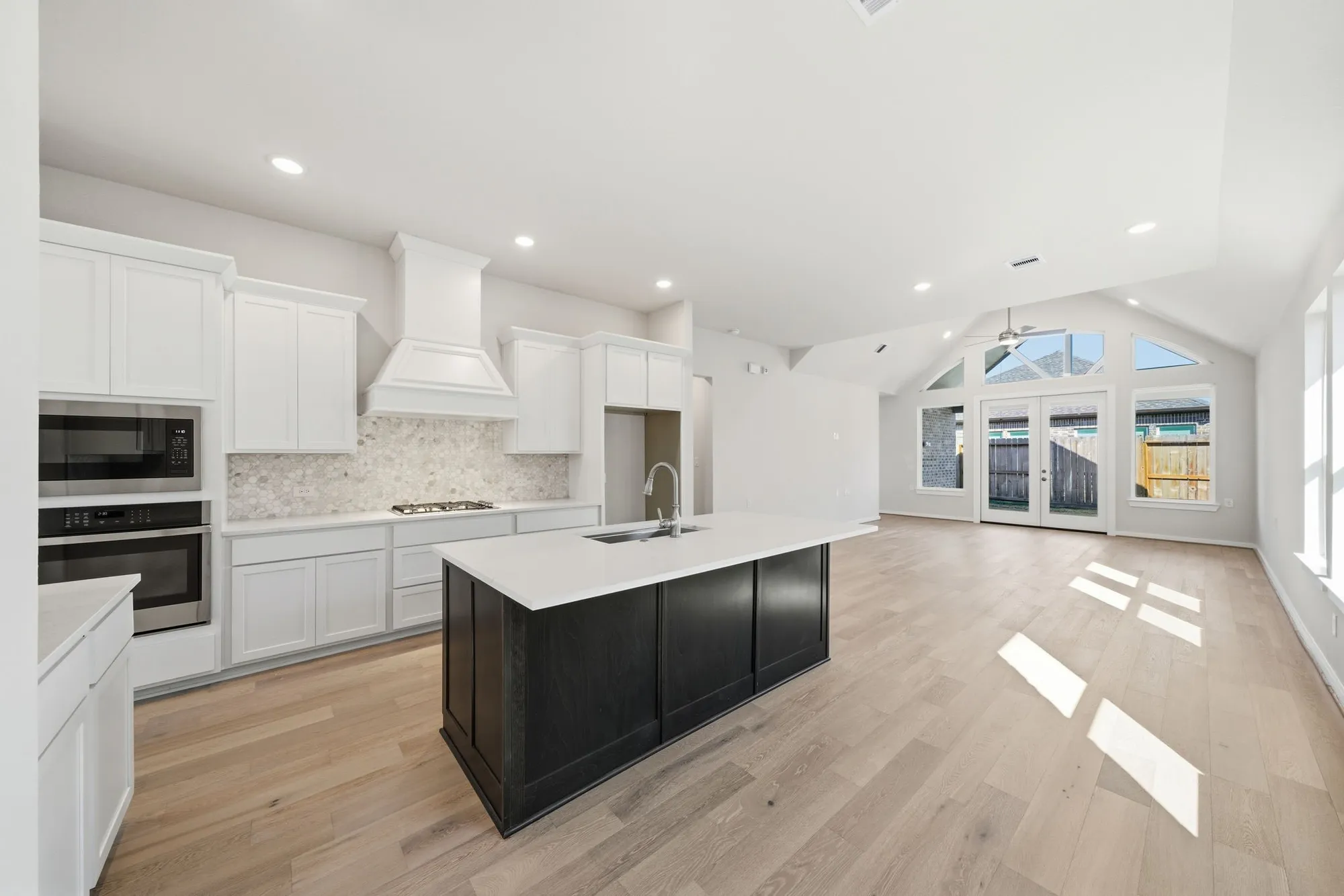 Property Slideshow image 11 of 42 | 18806 sweetwater springs dr, Cypress, TX, 77433