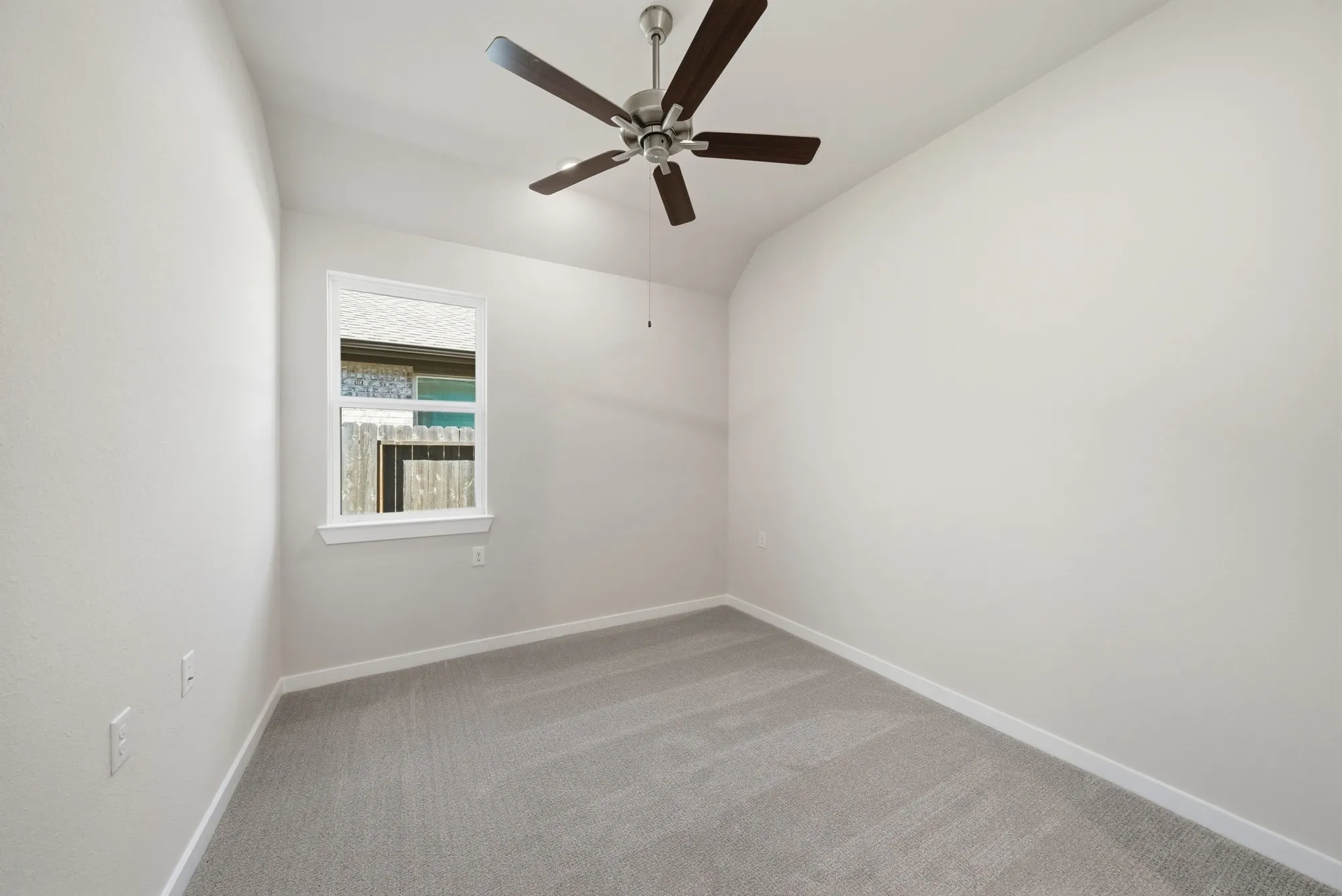 Property Slideshow image 26 of 42 | 18806 sweetwater springs dr, Cypress, TX, 77433