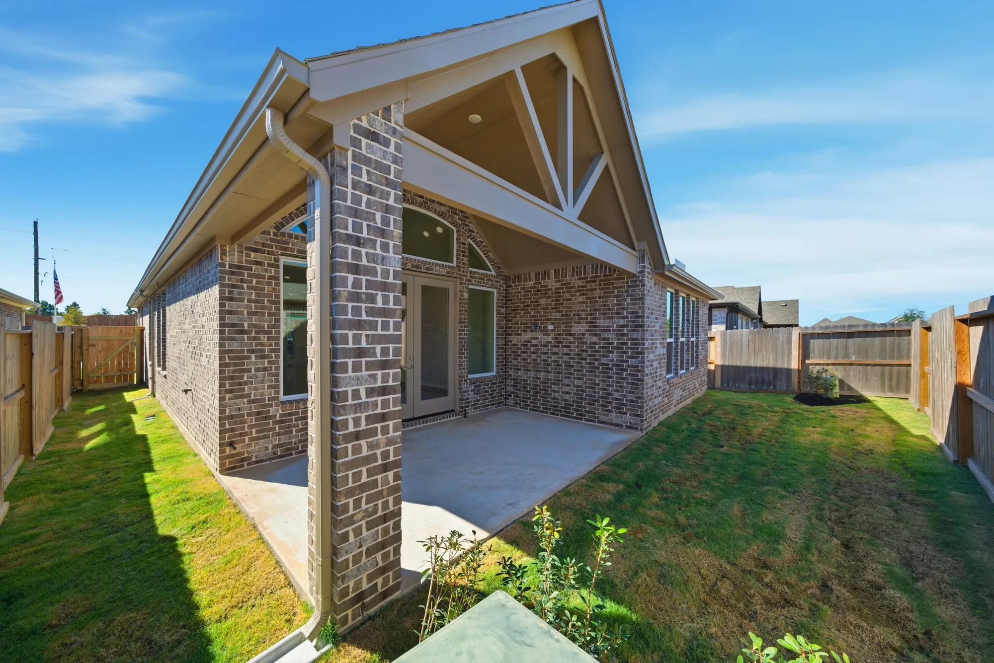 Property Slideshow image 39 of 42 | 18806 sweetwater springs dr, Cypress, TX, 77433