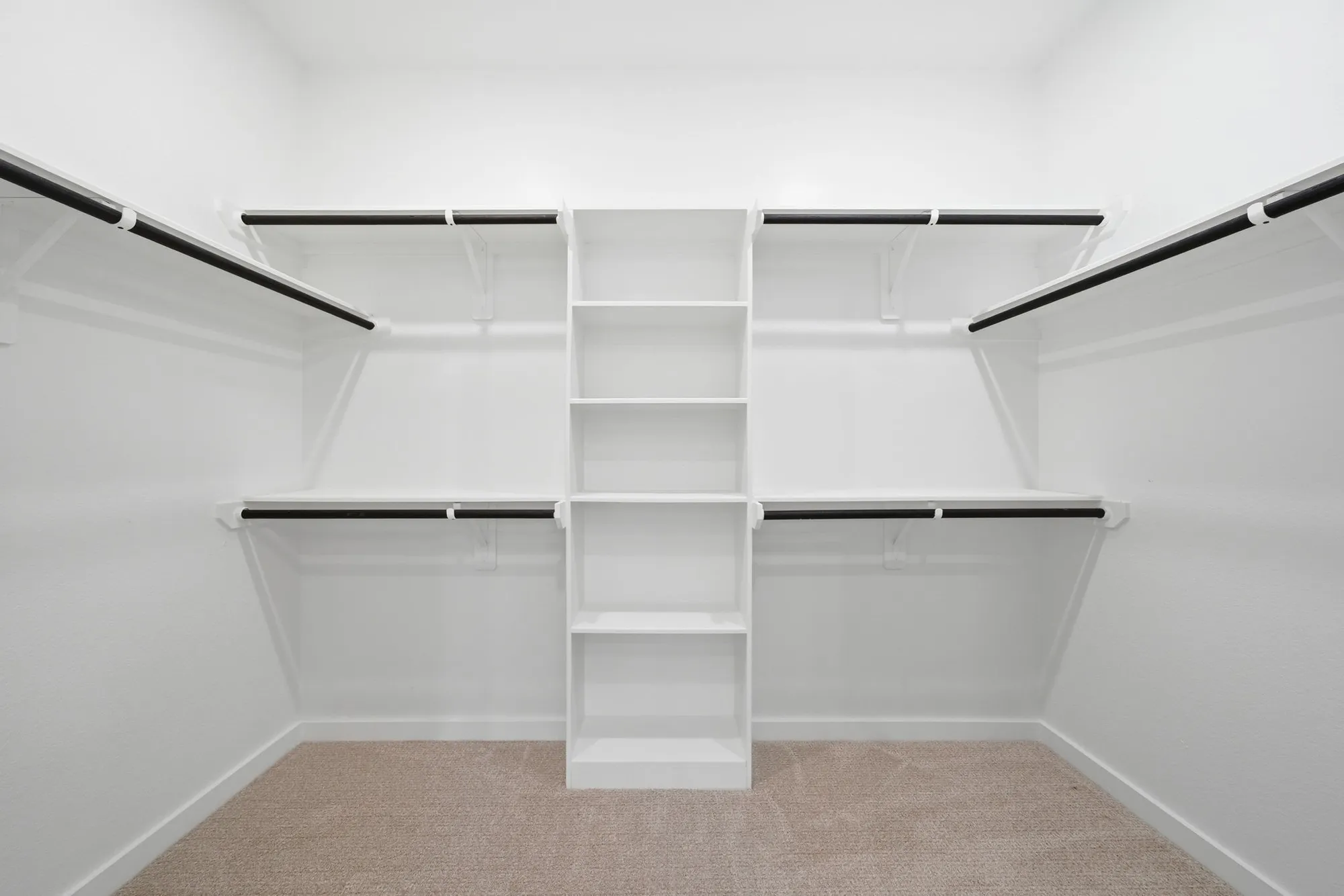 Property Slideshow image 31 of 42 | 18806 sweetwater springs dr, Cypress, TX, 77433