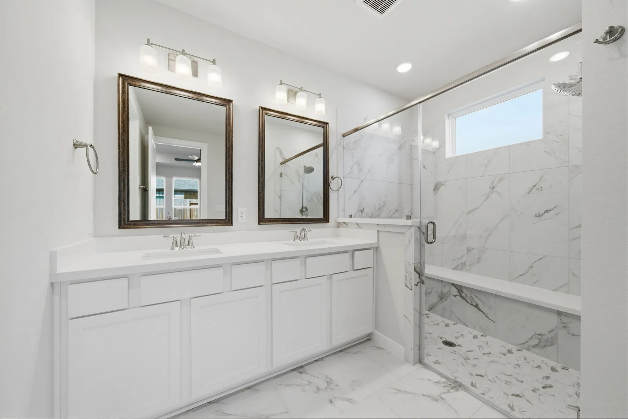 Property Slideshow image 33 of 42 | 18806 sweetwater springs dr, Cypress, TX, 77433