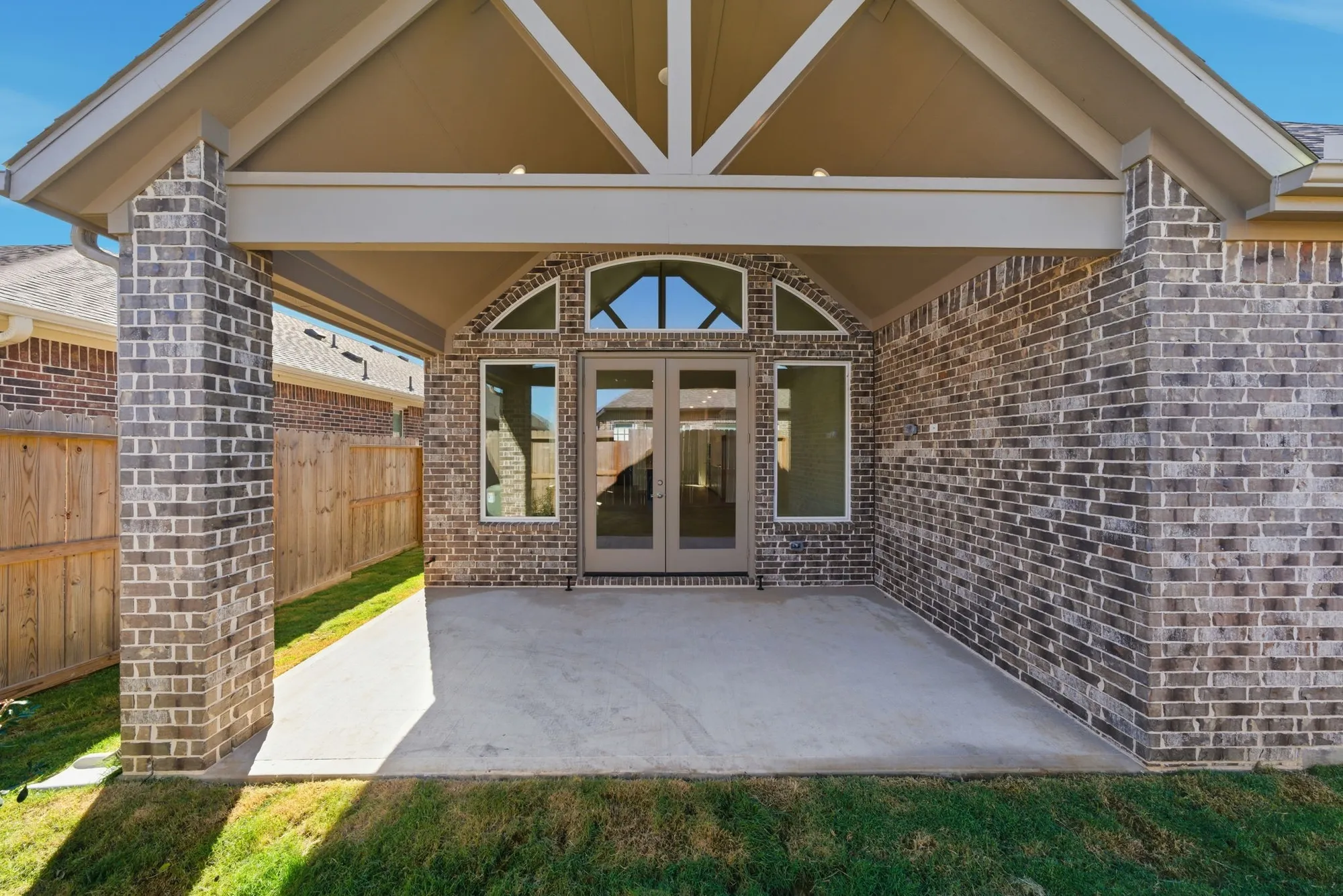 Property Slideshow image 40 of 42 | 18806 sweetwater springs dr, Cypress, TX, 77433