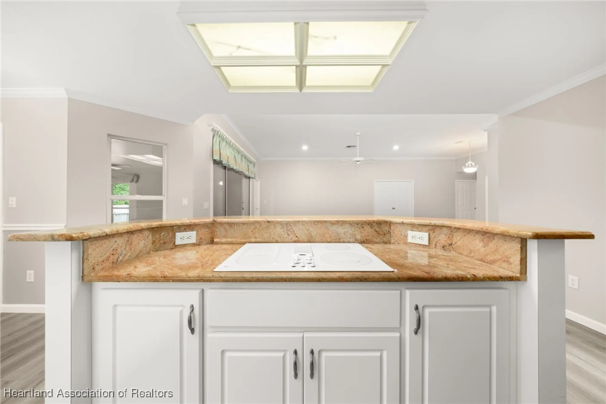 Property Slideshow image 15 of 49 | 3003 oakhill dr, Avon Park, FL, 33825