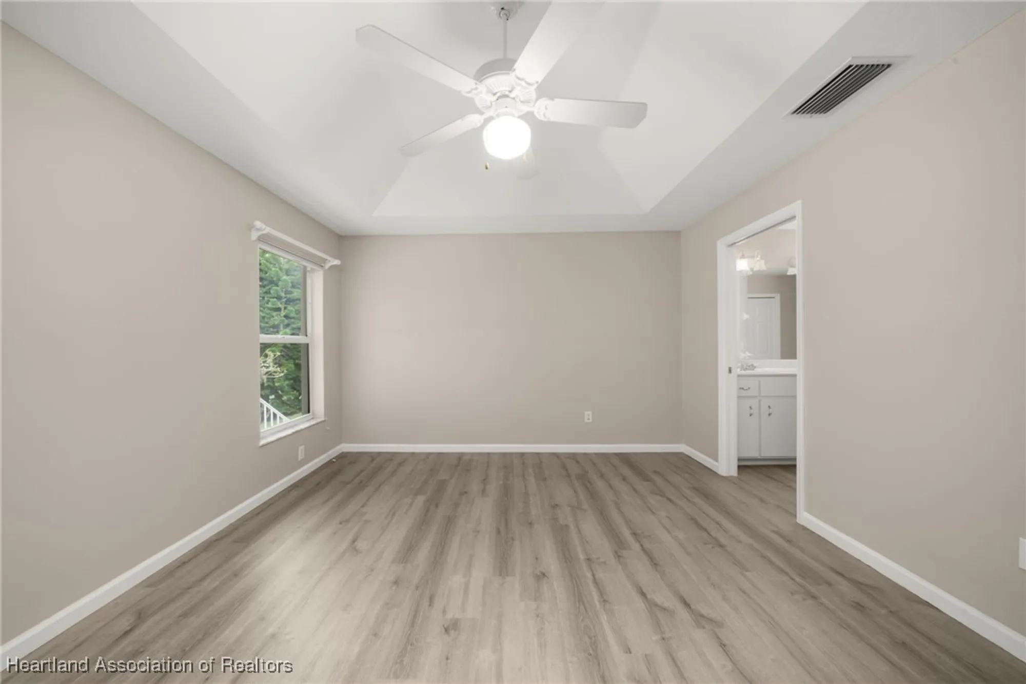 Property Slideshow image 23 of 49 | 3003 oakhill dr, Avon Park, FL, 33825