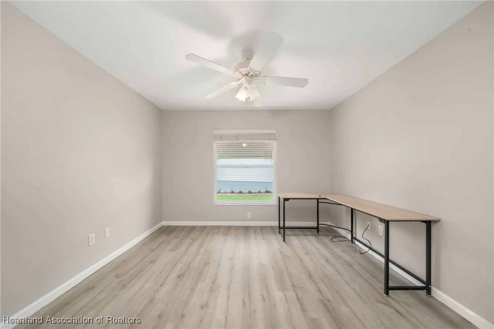 Property Slideshow image 37 of 49 | 3003 oakhill dr, Avon Park, FL, 33825